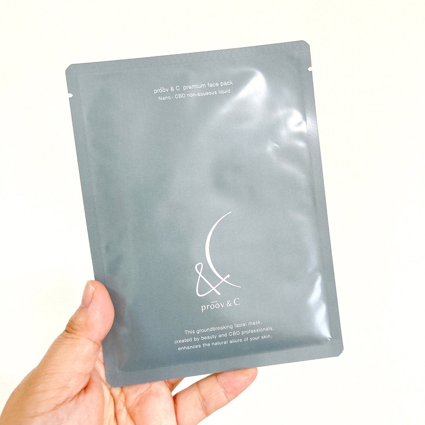高濃度ナノCBDフェイスパック/proov &C/シートマスク・パックを使ったクチコミ(1枚目)