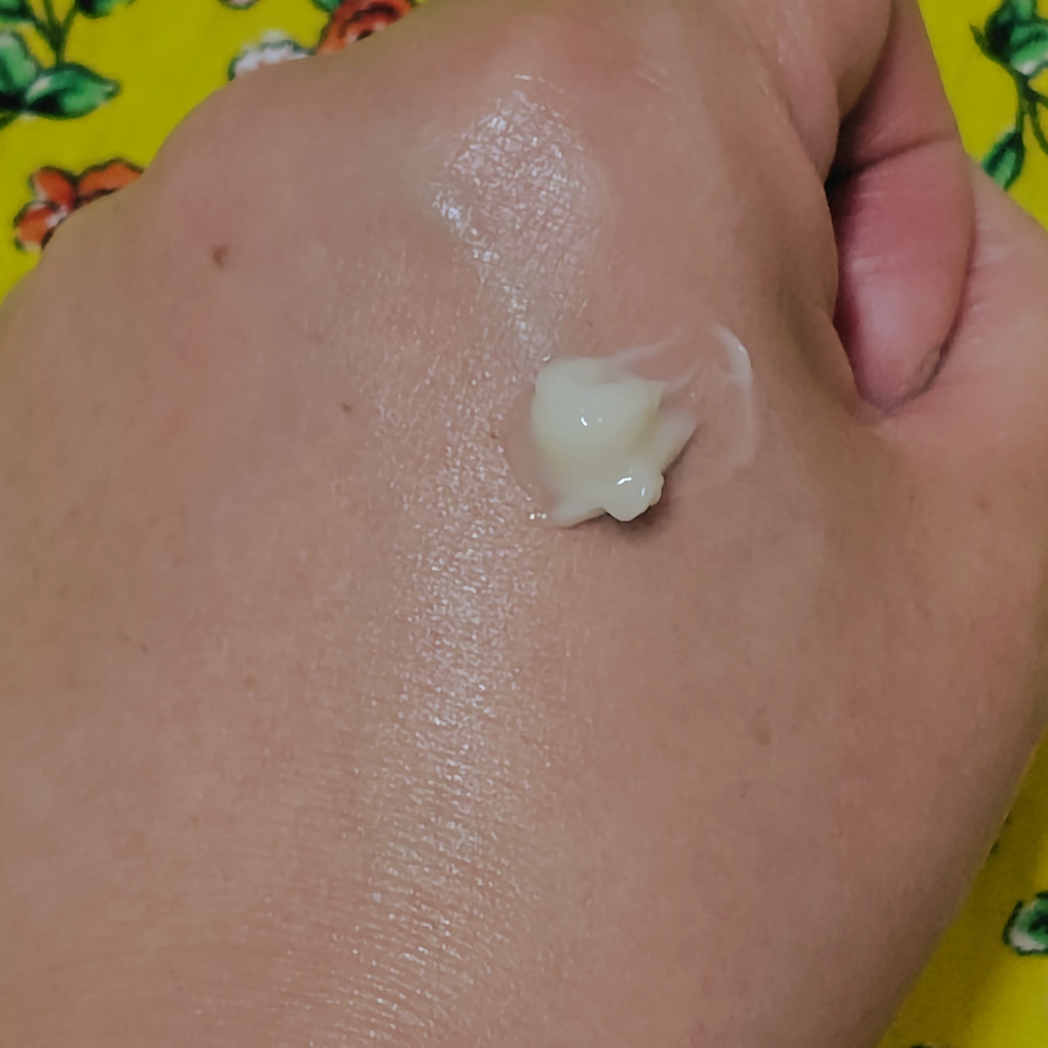 ル リフト クレーム ユー/CHANEL/アイケア・アイクリームを使ったクチコミ（3枚目）