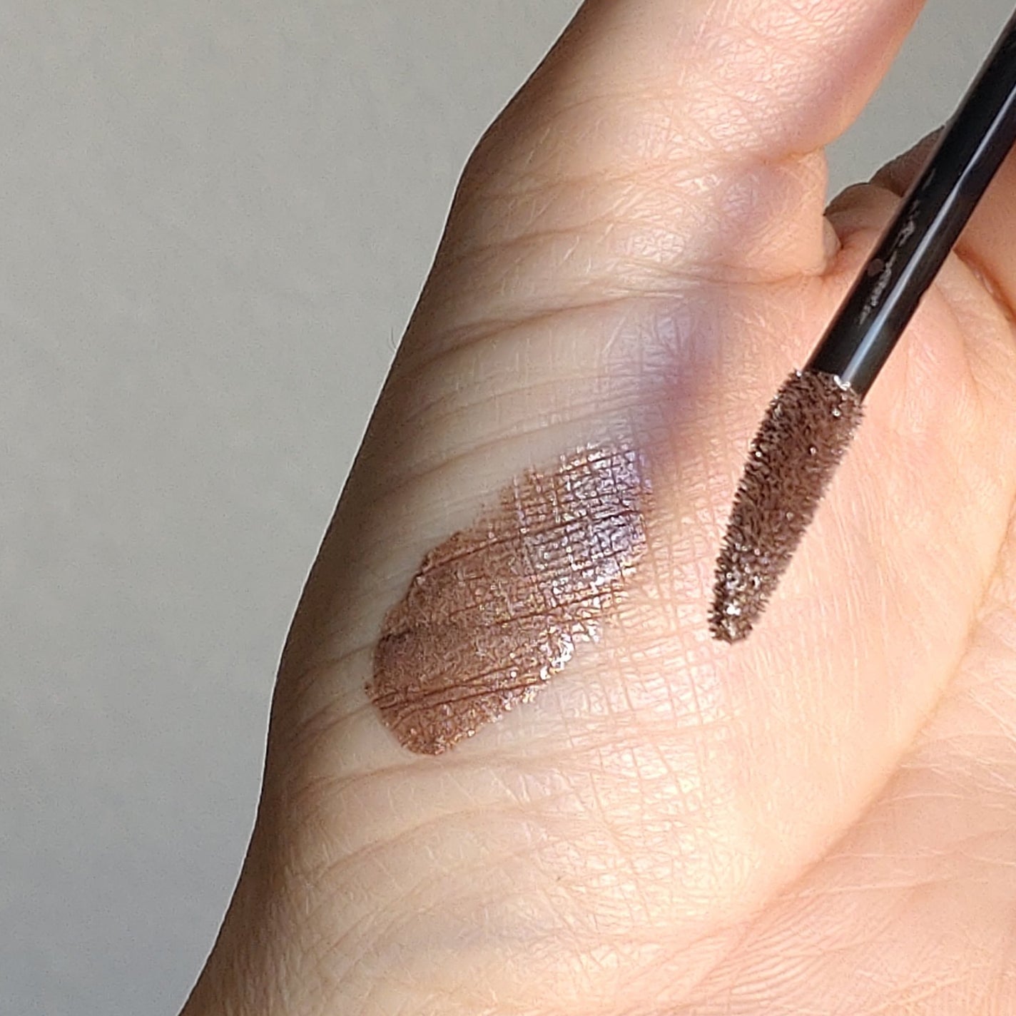 エレガンス シルキー リクイッド アイズ/Elégance/リキッドアイシャドウを使ったクチコミ(5枚目)