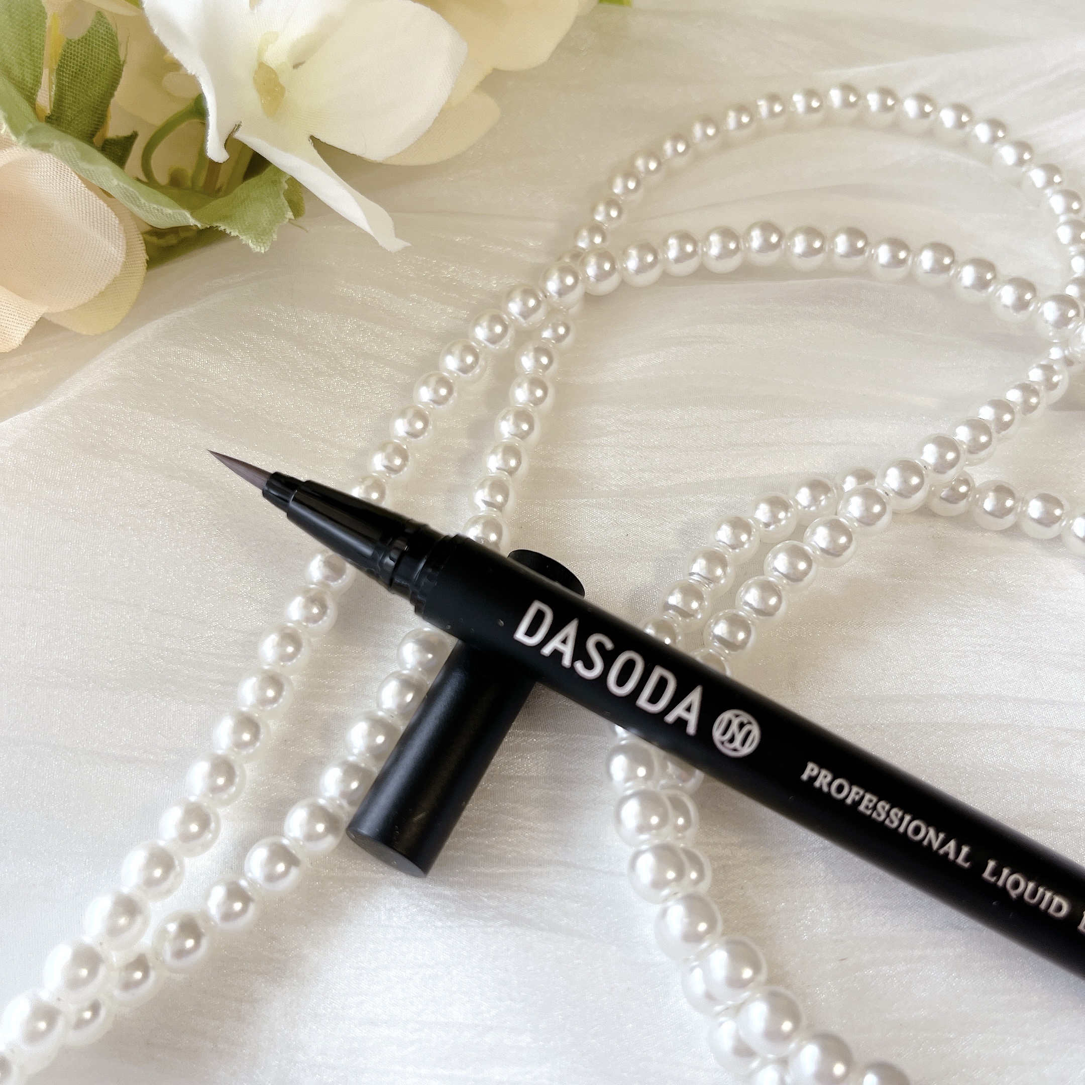 ダソダ プロフェッショナル リキッドアイライナー/DASODA/リキッドアイライナーを使ったクチコミ（1枚目）