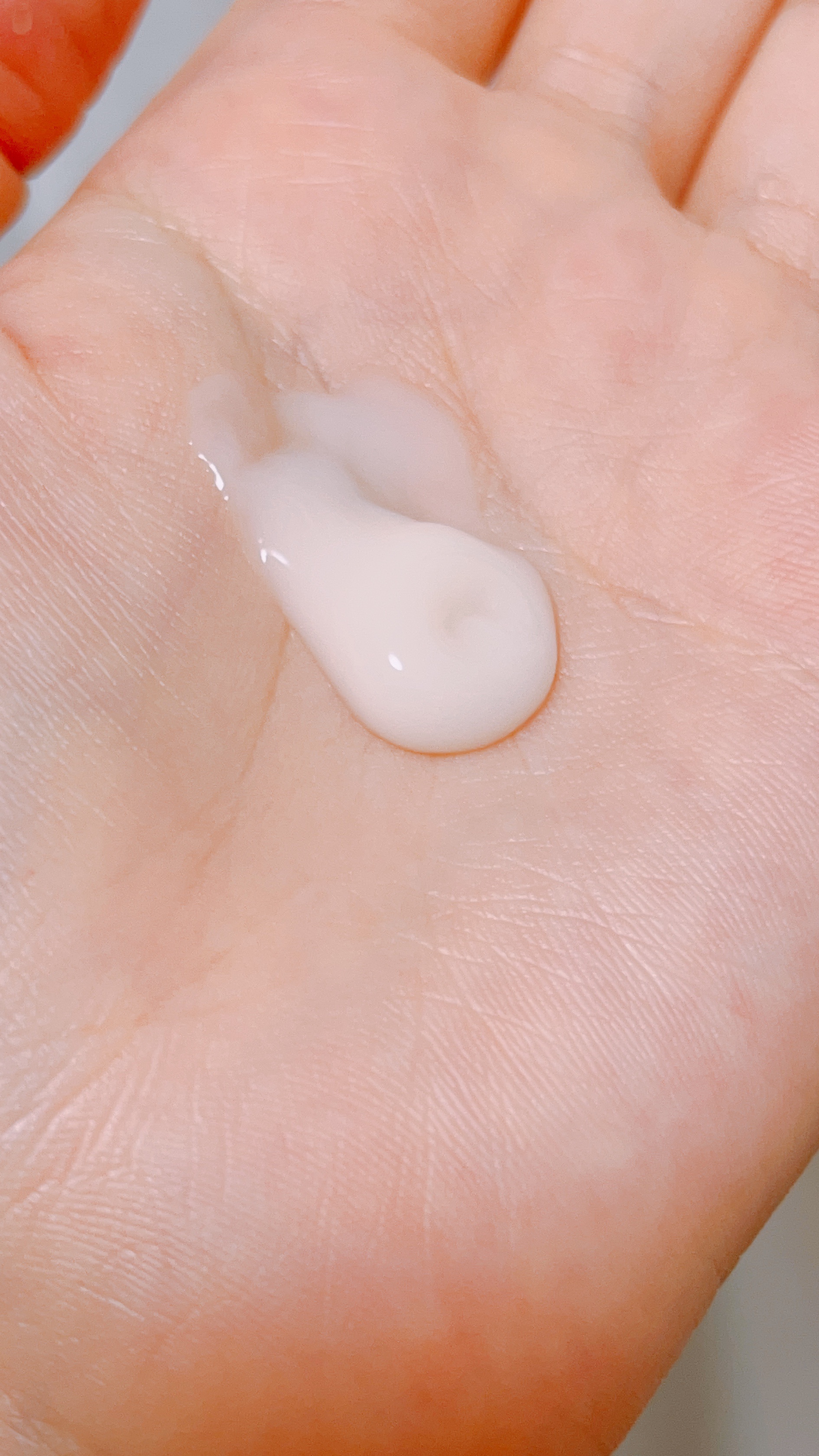 ナイトリペア 2WAY ヘアミルク モイスト/ハニーク/ヘアミルクを使ったクチコミ（2枚目）