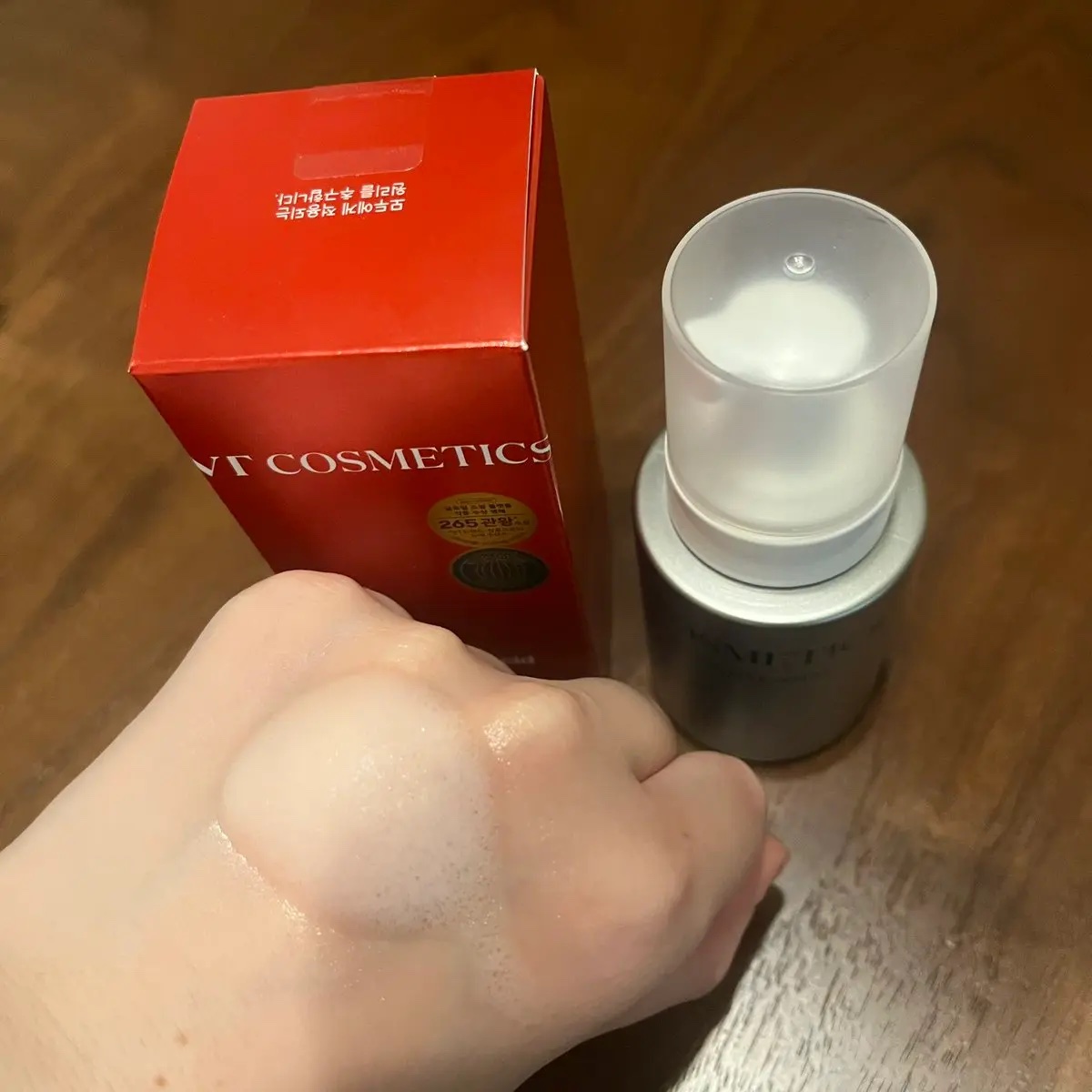 AZ AHA レッドマイクロバブルセラム/VT/美容液を使ったクチコミ（2枚目）