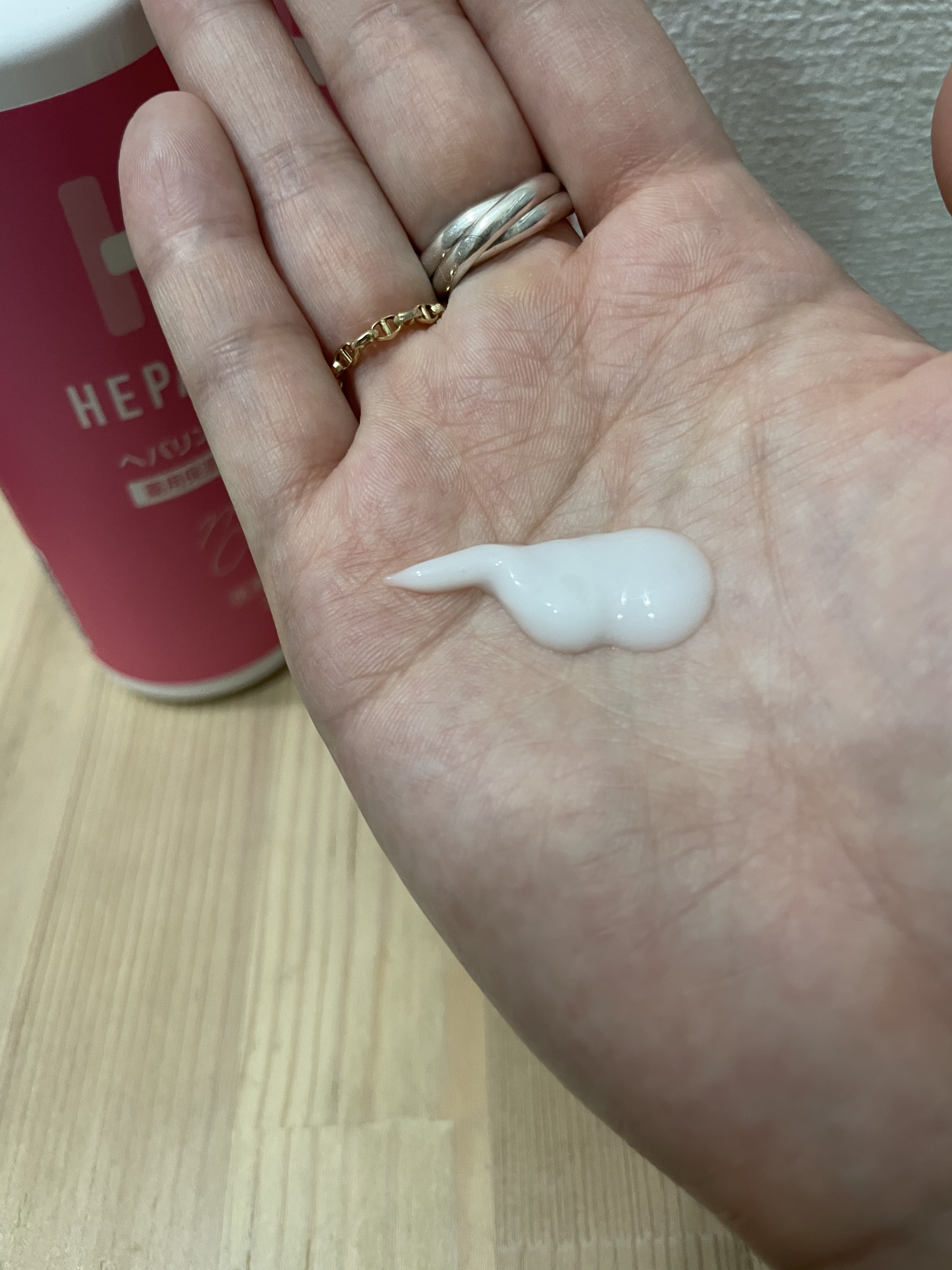 ヘパトリート 薬用保湿ミルククリーム/ゼトックスタイル/ボディクリームを使ったクチコミ（3枚目）