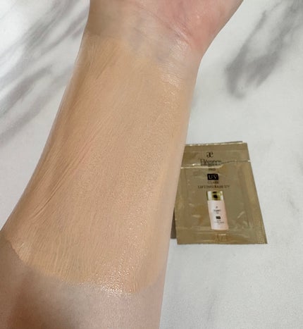 グロウリフティング ベース UV /Elégance/化粧下地を使ったクチコミ(4枚目)