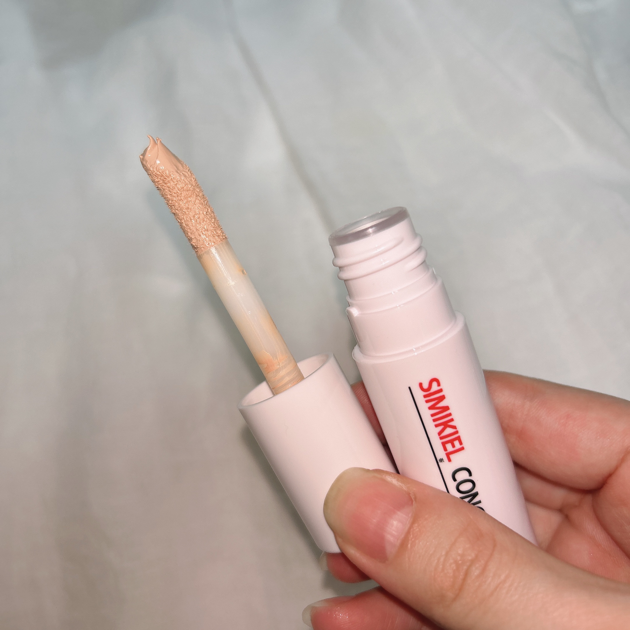 レディブランシミキールコンシ ーラー/シーヴァ/リキッドコンシーラーを使ったクチコミ（3枚目）