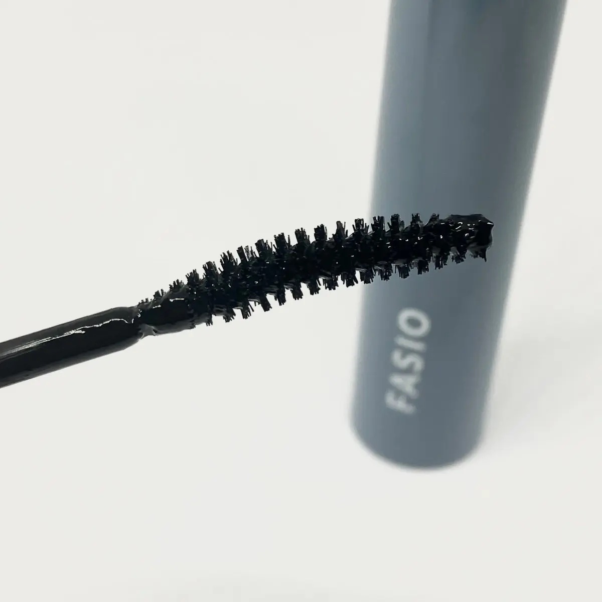 ウルトラ WP マスカラ (カール)/FASIO/マスカラを使ったクチコミ（3枚目）