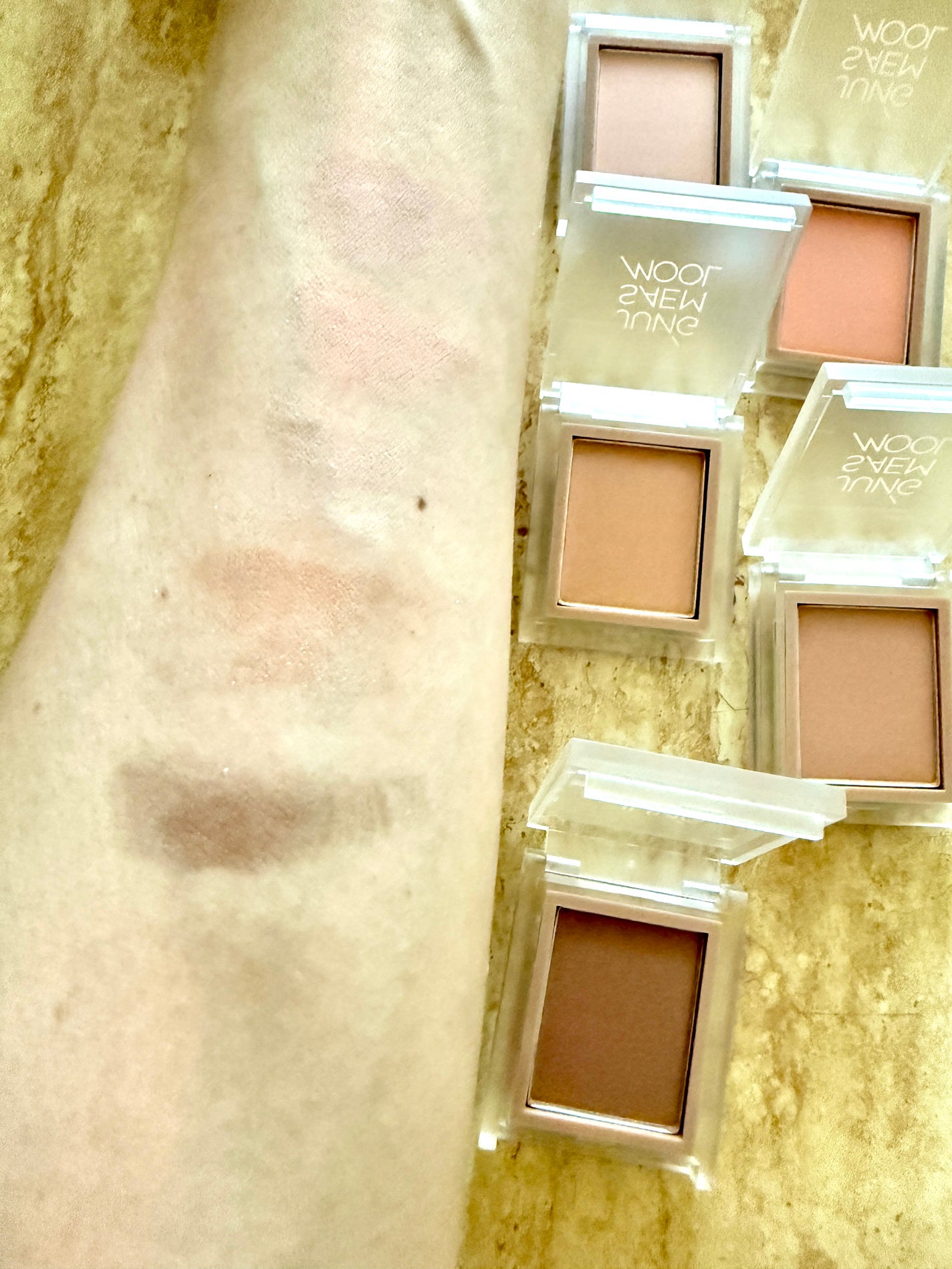 カラーピース アイ ブレンダーヌード/JUNG SAEM MOOL/単色アイシャドウを使ったクチコミ(2枚目)