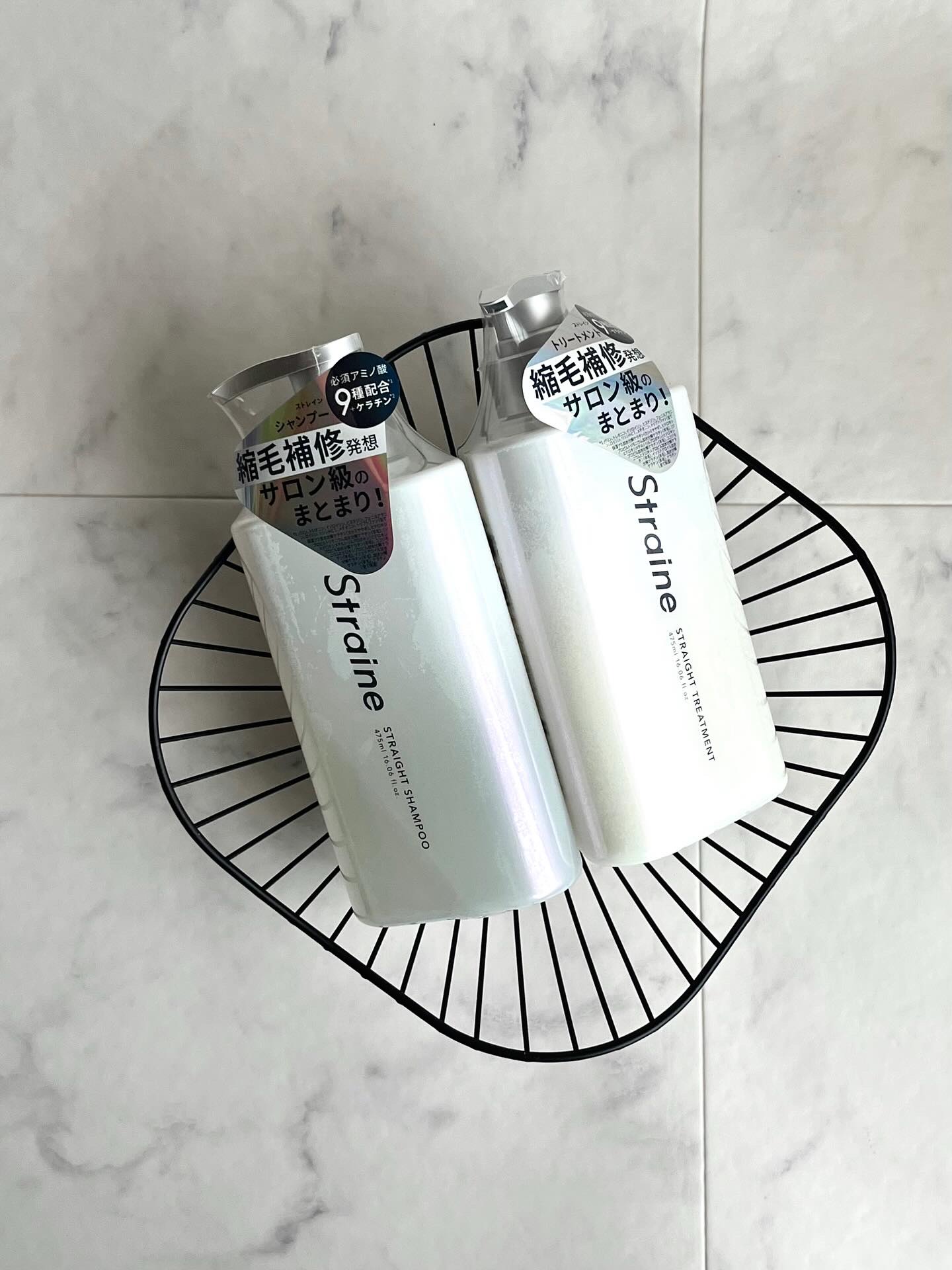 乾燥によるくせ毛に潤いを与えるケアで、シルクストレート髪を目指すシャンプーとトリートメント
⁡
みずみずしい香りで、今の季節にもぴったりです
⁡
⁡
シャンプーは泡立ちが良く、洗浄力が高めなので、しっかりヘアセットした日にも
⁡
優しく汚れ