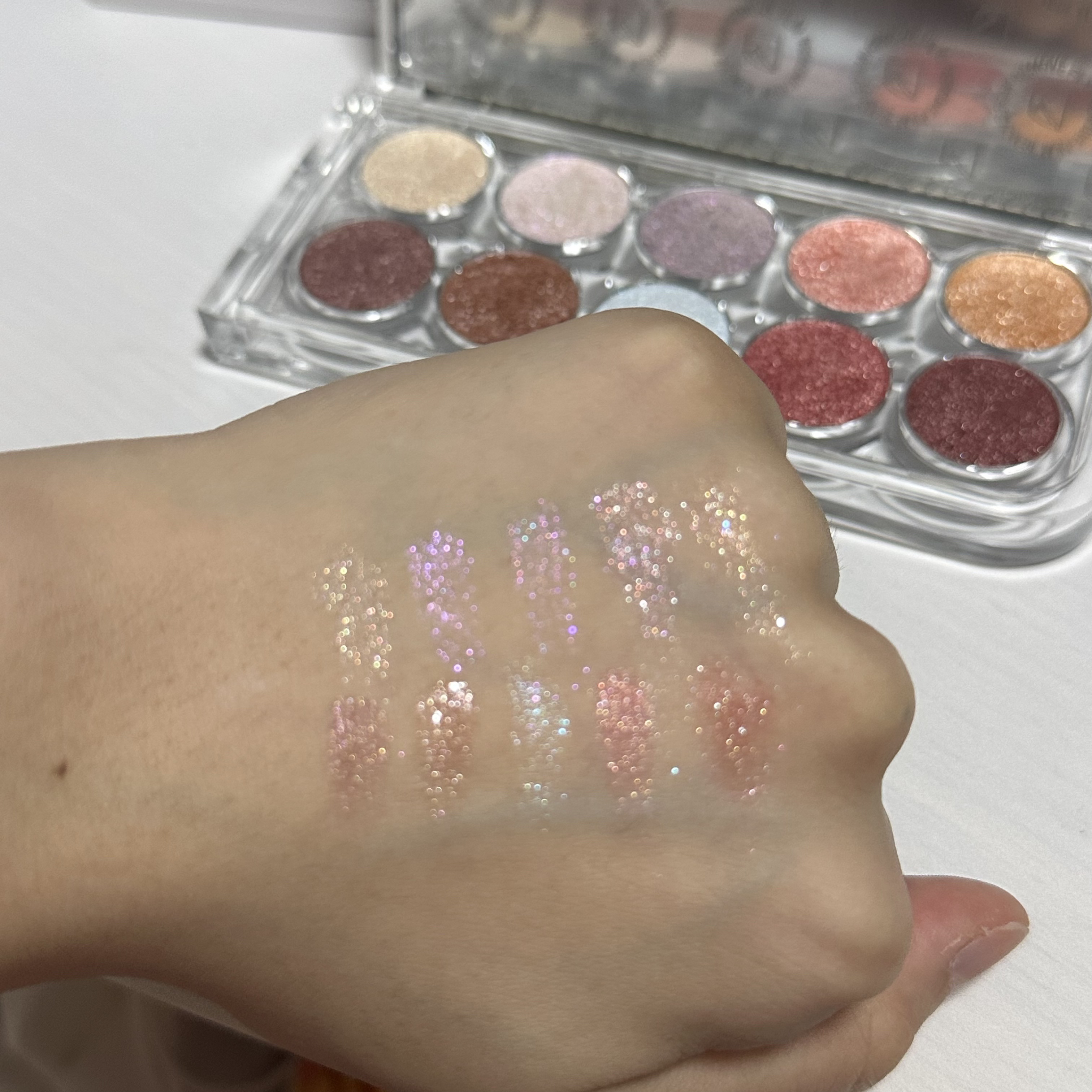 ライトオンアイズシャドウパレット/ルミル/アイシャドウパレットを使ったクチコミ（2枚目）