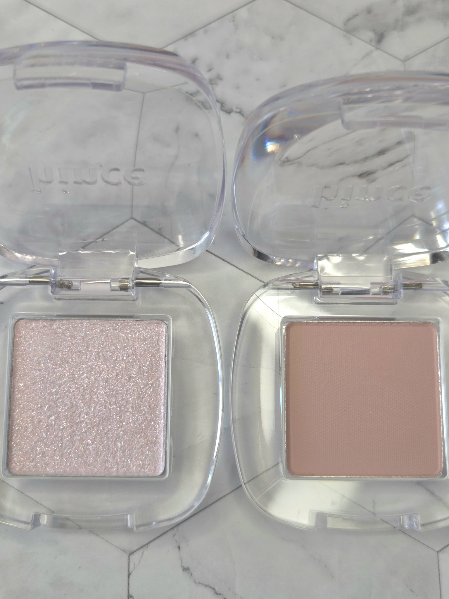 シングルアイシャドウ 17 LILAC SHOWER/hince/単色アイシャドウを使ったクチコミ（2枚目）