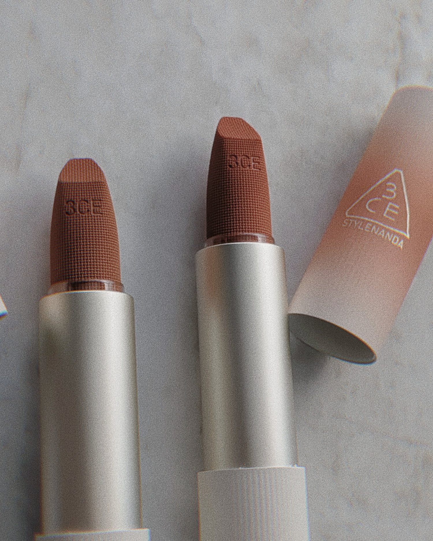 カシミヤハグ リップスティック/3CE/口紅を使ったクチコミ（1枚目）