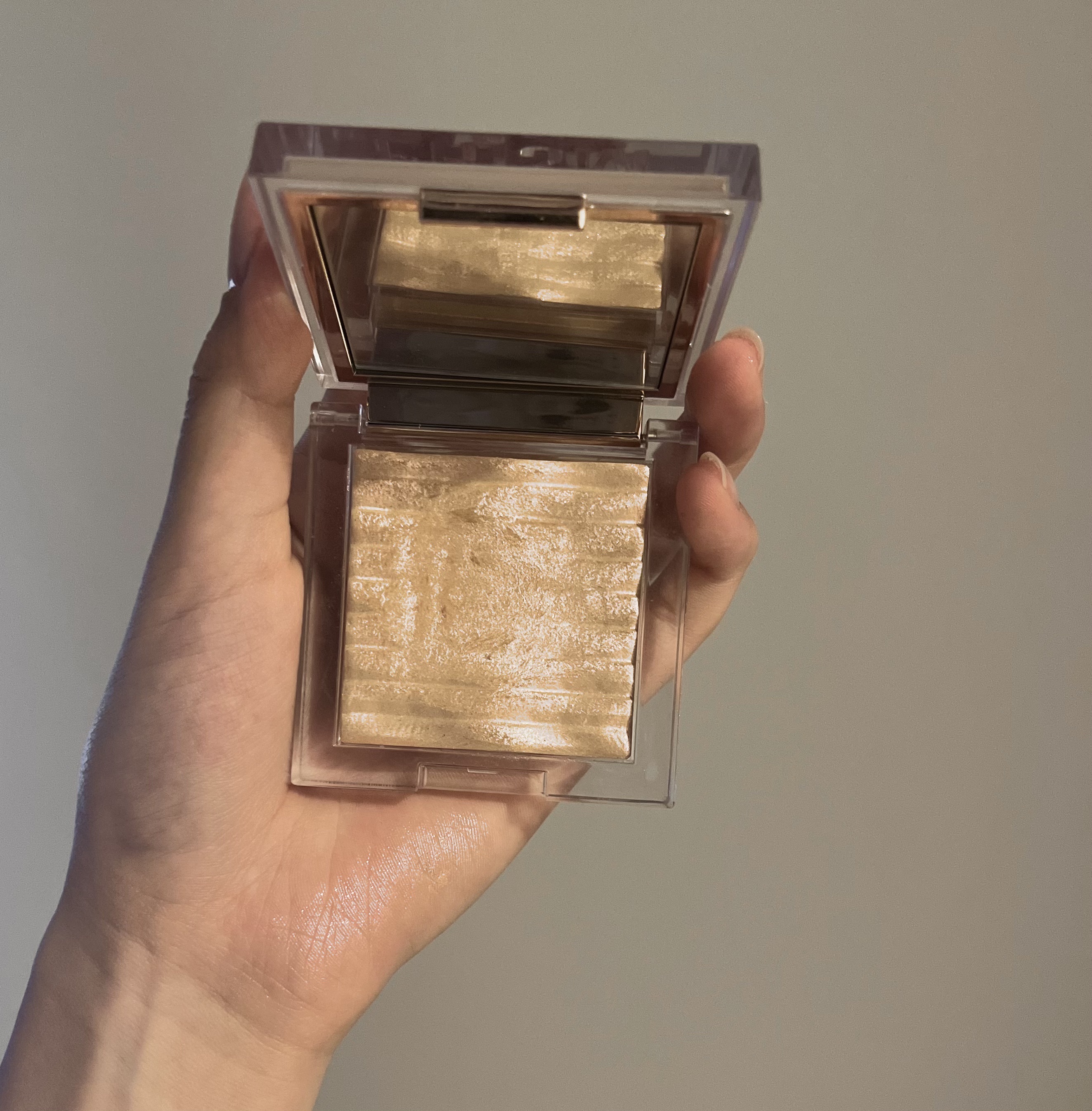 プリズム エアー ハイライター/CLIO/パウダーハイライトを使ったクチコミ（3枚目）