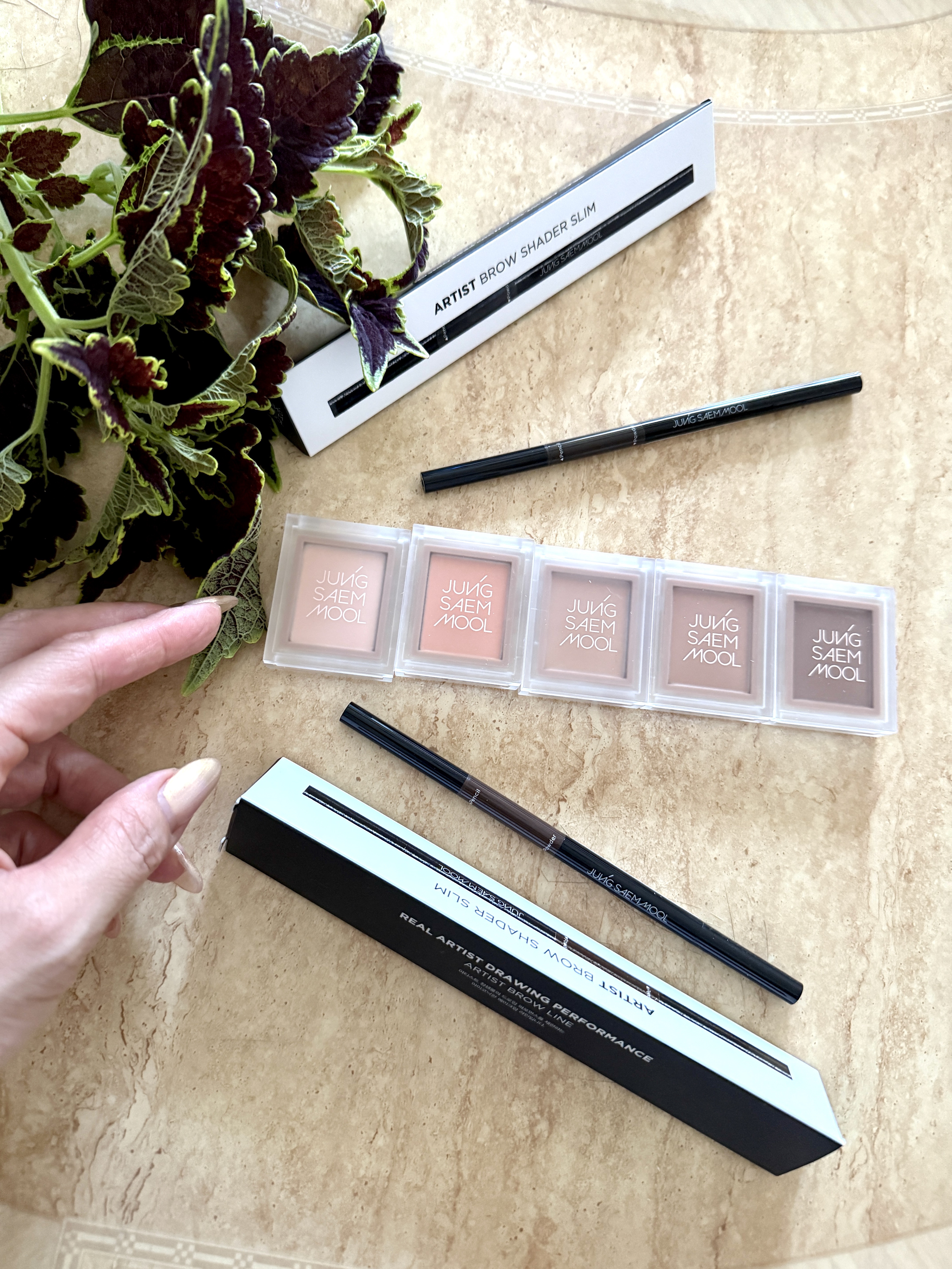 カラーピース アイ ブレンダーヌード コットンヌード/JUNG SAEM MOOL/単色アイシャドウを使ったクチコミ（1枚目）