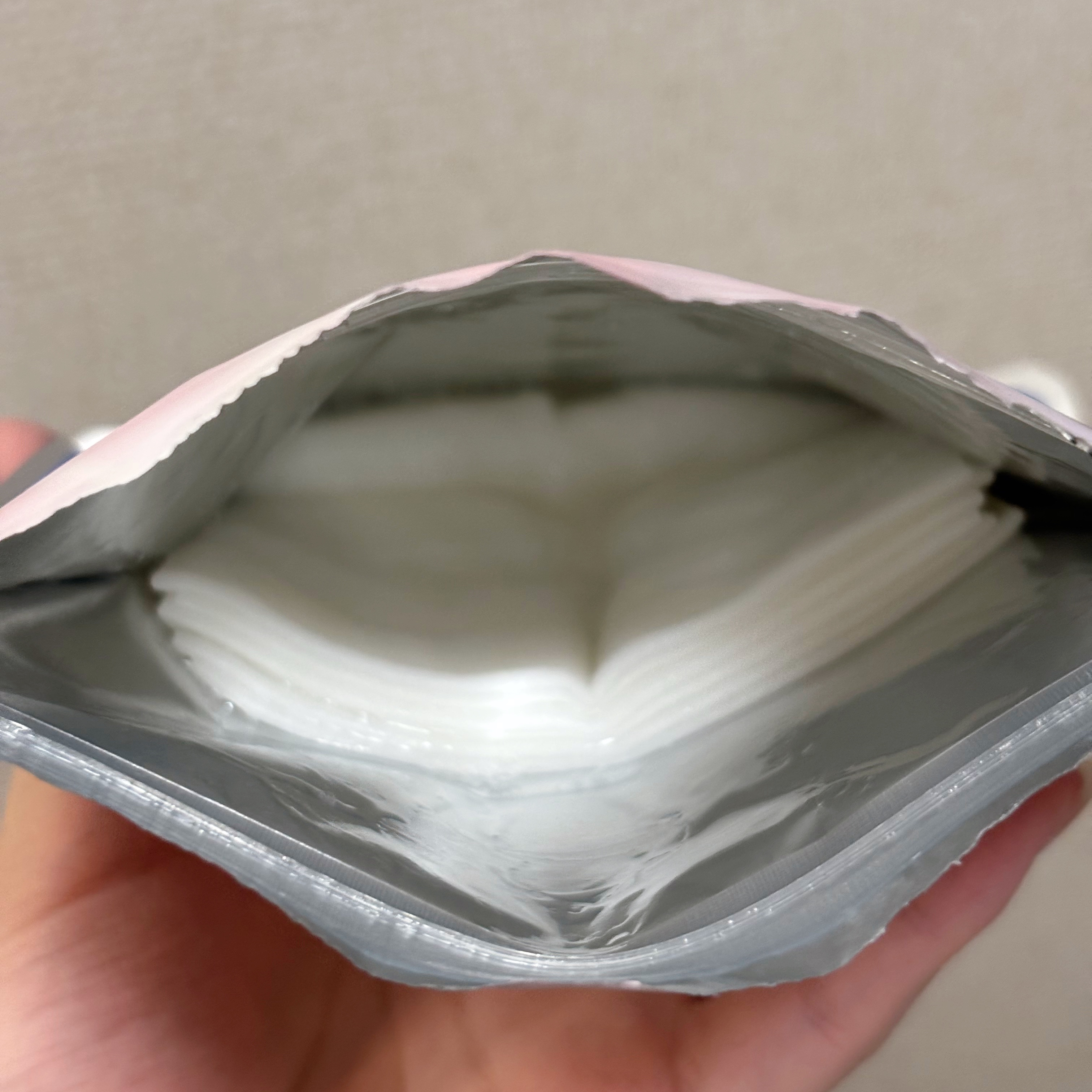 薬用リンクルエッセンスマスク ホワイト/なめらか本舗/シートマスク・パックを使ったクチコミ（2枚目）