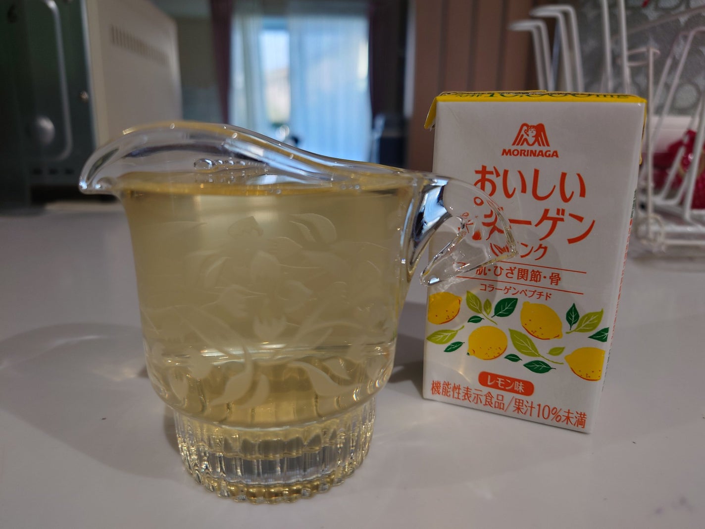 ににょ on LIPS 「森永製菓さんより商品提供を受けて投稿しています✨こちらの「おい..」(4枚目)