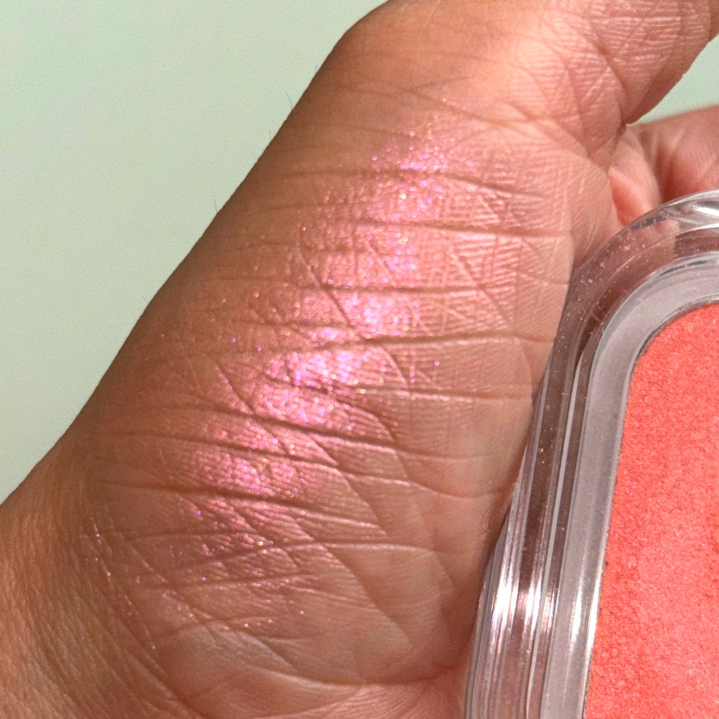 フェイスフィルボリューマーハイライター/mude/パウダーハイライトを使ったクチコミ(3枚目)