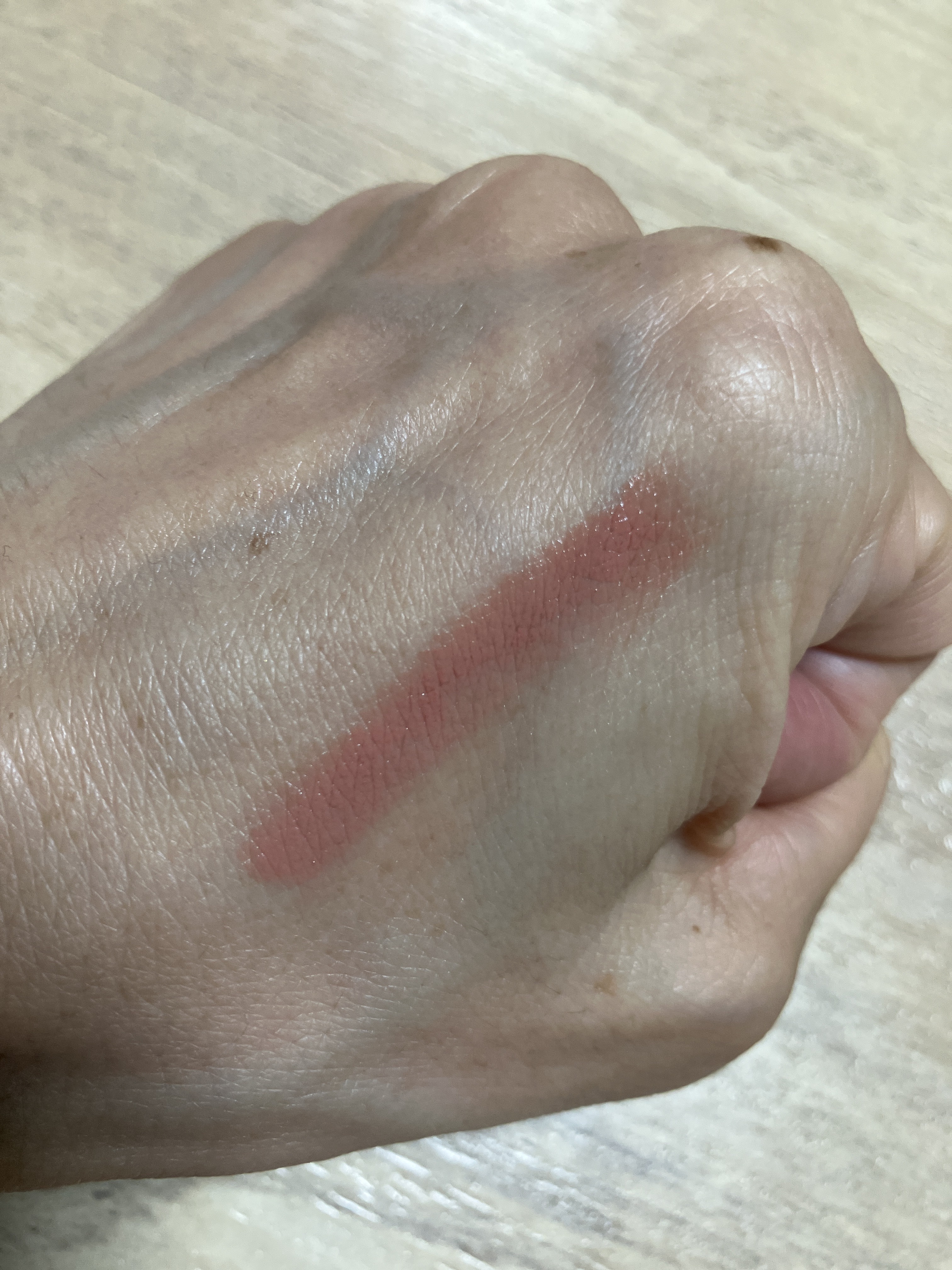 リップスティック 01/PAUL & JOE BEAUTE/口紅を使ったクチコミ（2枚目）