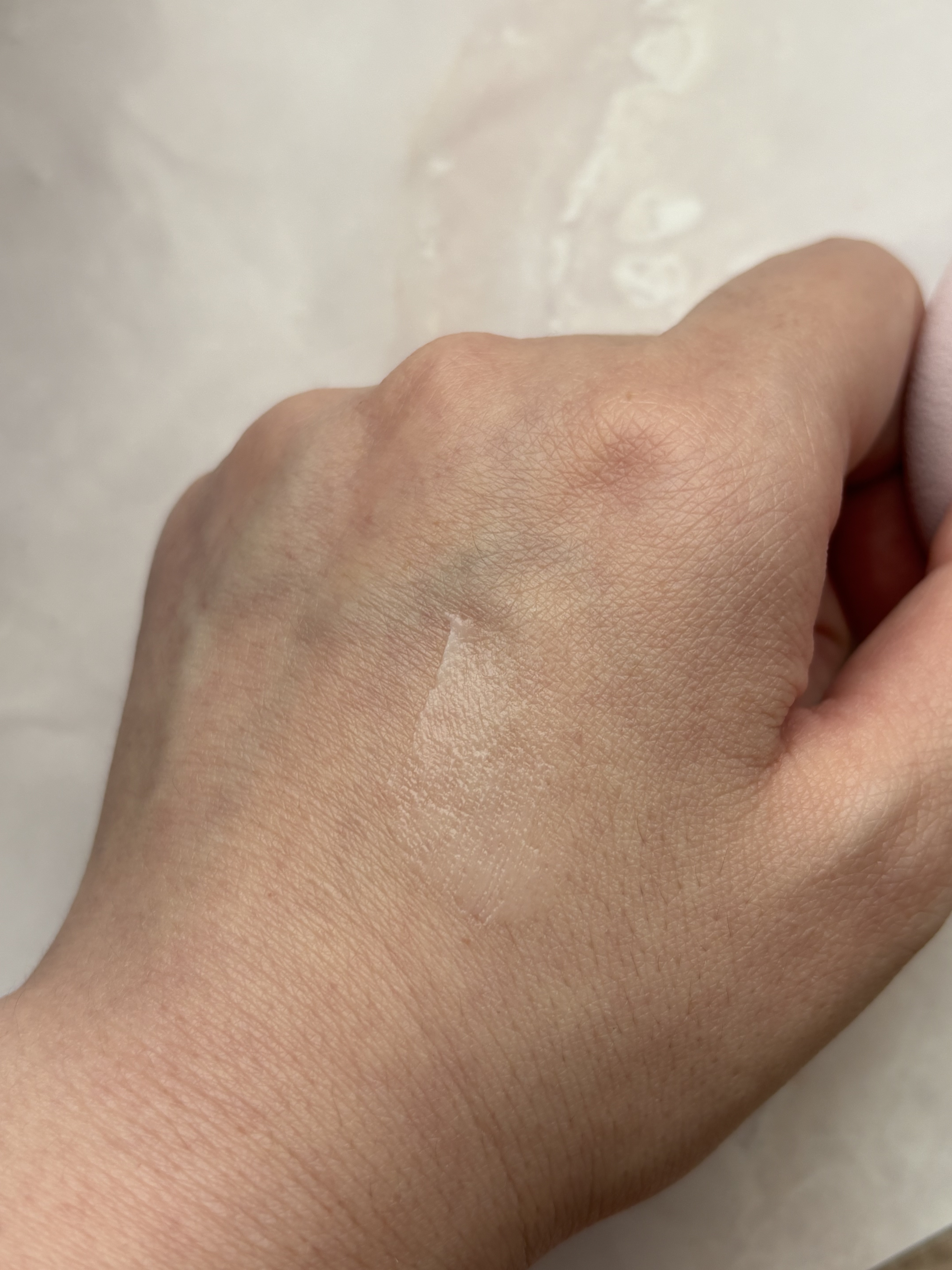 ８x４ デオドラントパテ【医薬部外品】/８ｘ４/デオドラント・制汗剤を使ったクチコミ（3枚目）