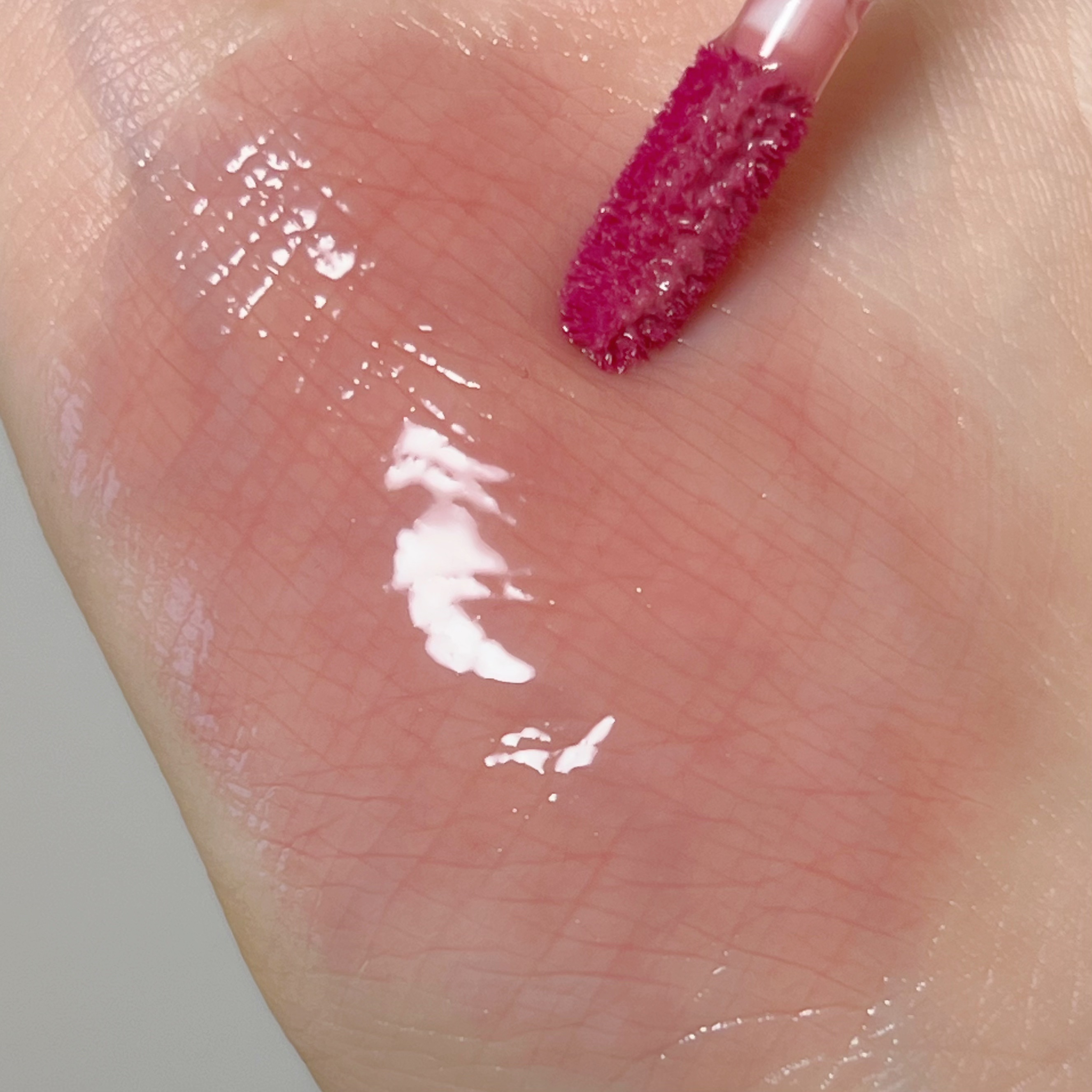 ラカ　マキシグレイヤーティント ＃608　ウィスパー/Laka/リップティントを使ったクチコミ（2枚目）