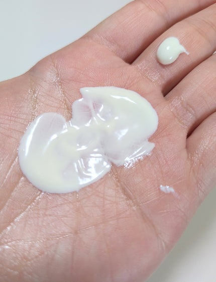 Prédia スパ・エ・メール ブラン コンフォール デイシールド クリア ミルクのクチコミ「Prédia スパ・エ・メール ブラン コンフォール デイシールド クリア ミルク #サンプル.....」(2枚目)