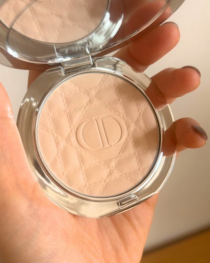 ディオールスキン フォーエヴァー ヌード マット フィルター/Dior/フェイスパウダーを使ったクチコミ(2枚目)