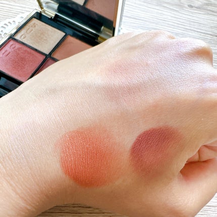 シグニチャー カラー アイズ/SUQQU/アイシャドウパレットを使ったクチコミ(5枚目)