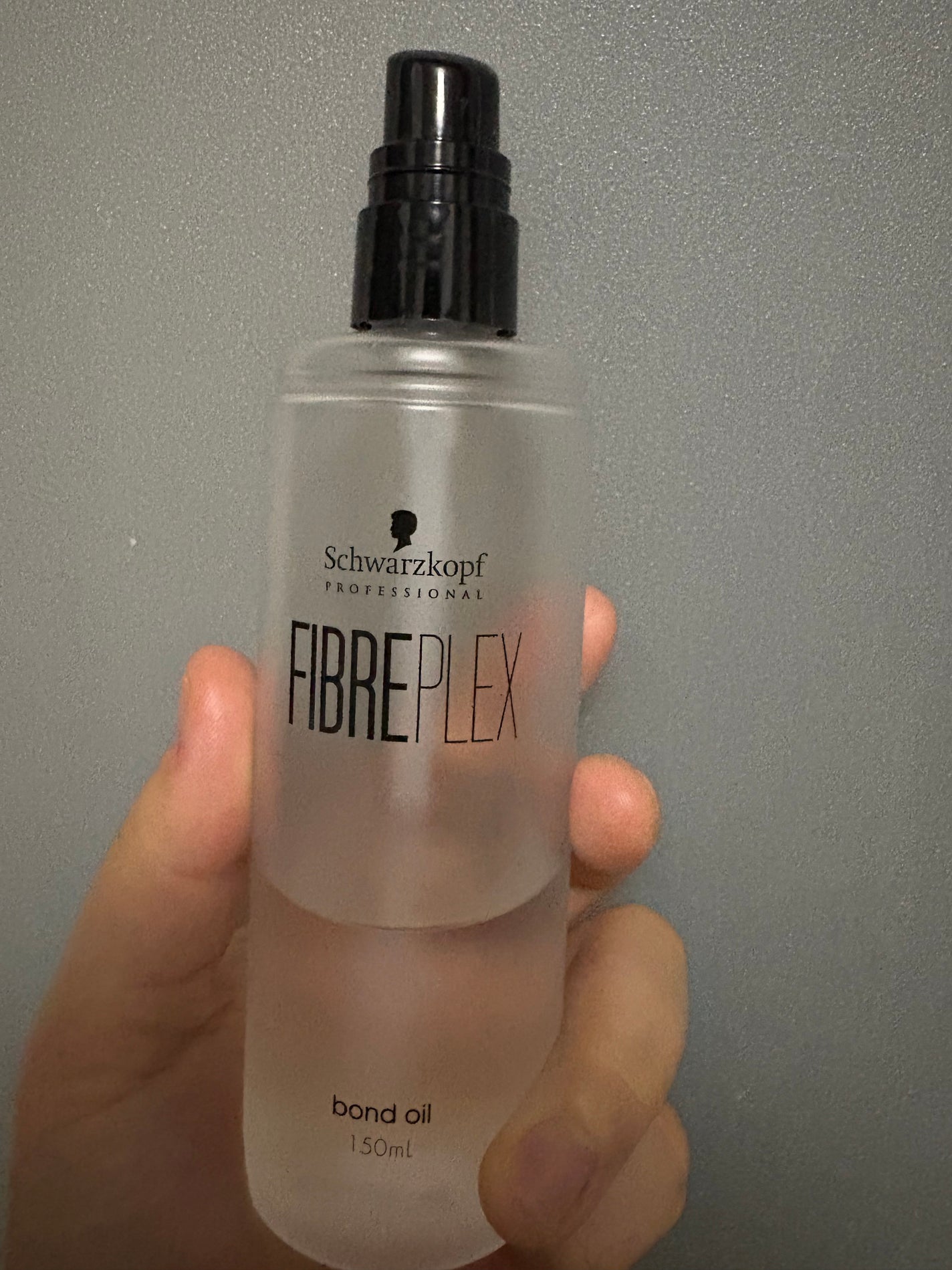 ファイバープレックス ボンドオイル/シュワルツコフ プロフェッショナル/ヘアオイルを使ったクチコミ(1枚目)