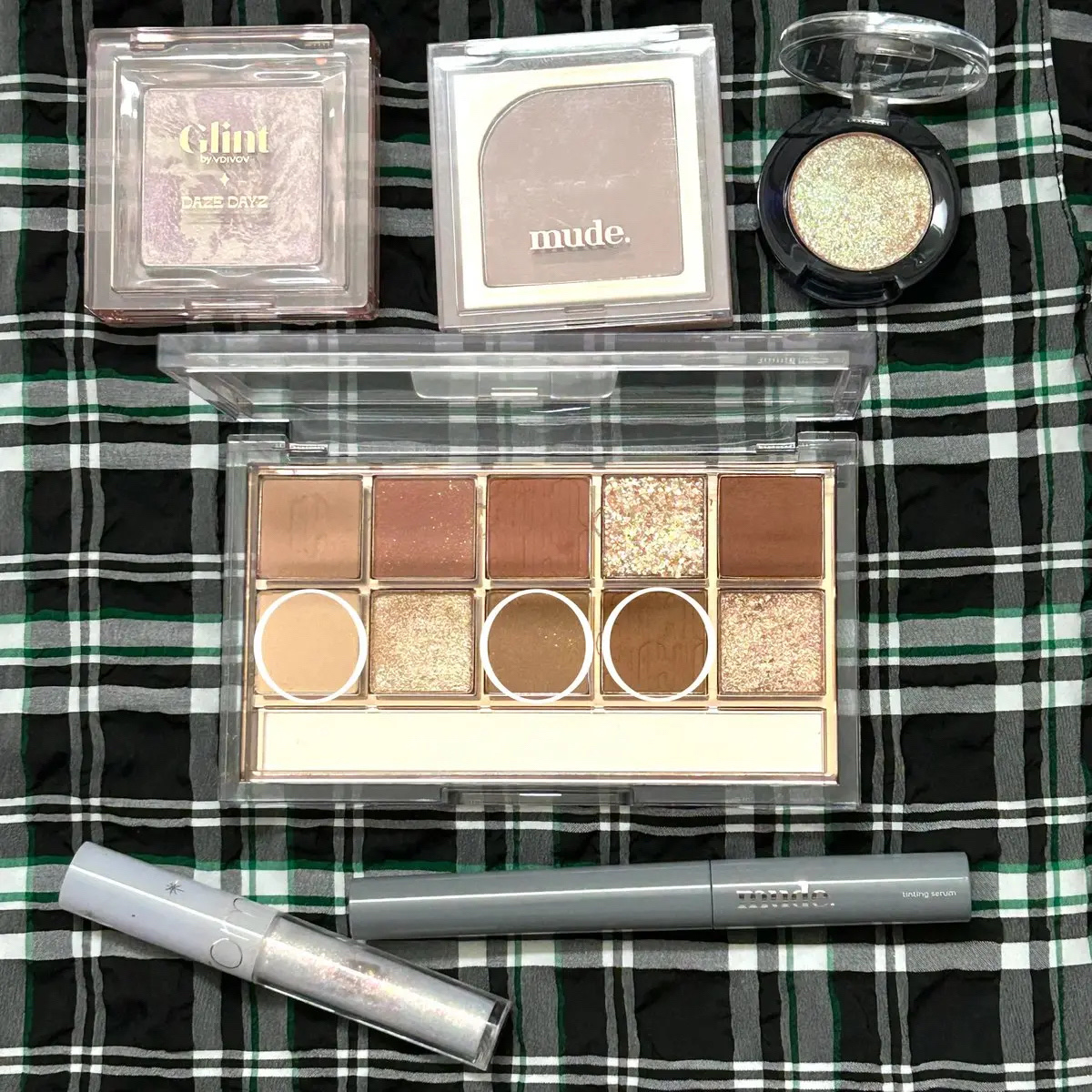 グリッター シャドウ カラー/rom&nd/グリッターを使ったクチコミ（3枚目）