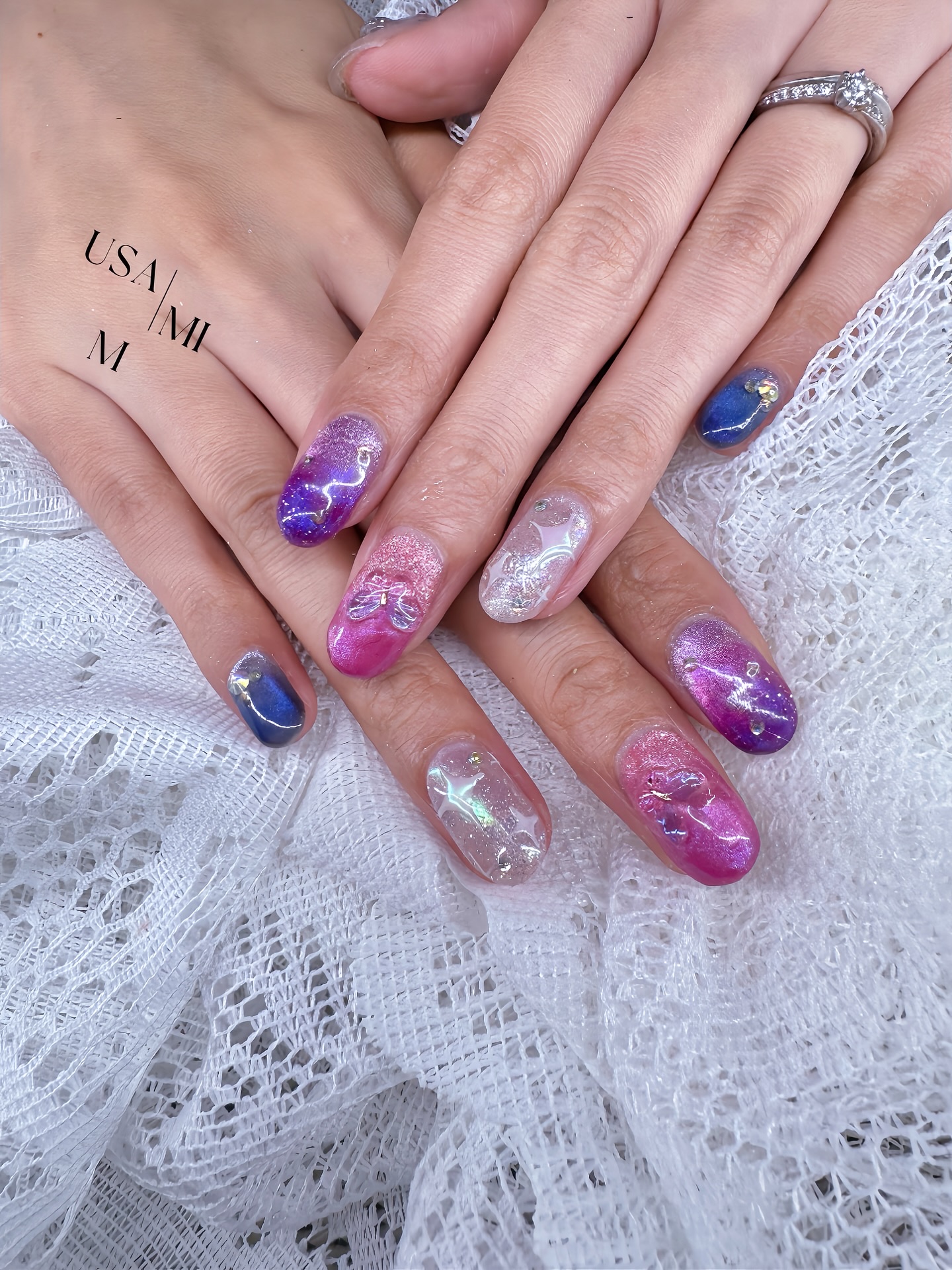 #ディズニーネイル,#マグネットネイル,#カラフルネイル,#ネイル,#ジェルネイル,#透明感ネイル,#夏ネイル,#肌馴染みネイル,#上品ネイル,#トレンドネイルのネイルデザイン