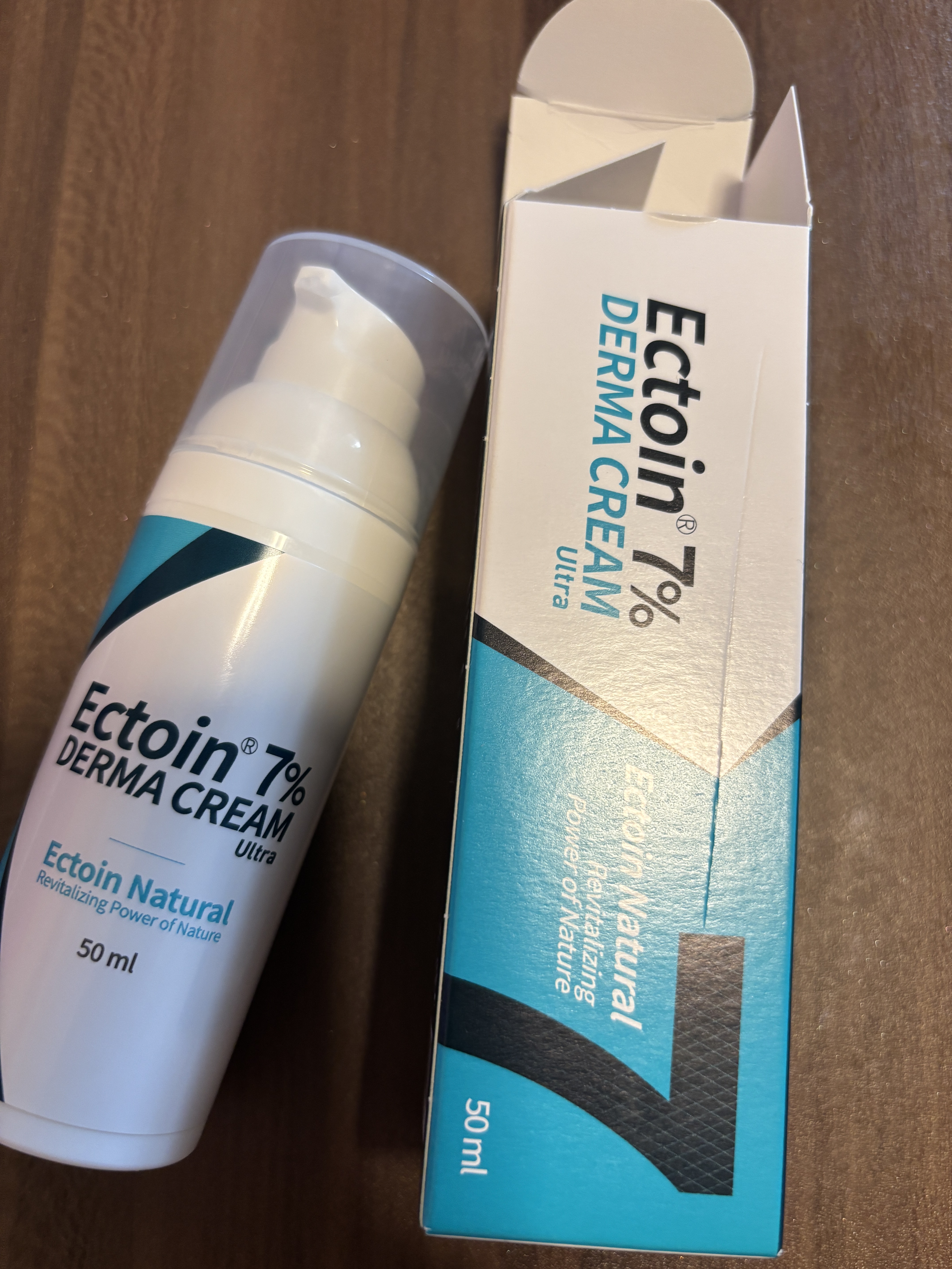 ドイツエクトイン 7％ ダーマクリームウルトラ/Dermailly/フェイスクリームを使ったクチコミ（1枚目）