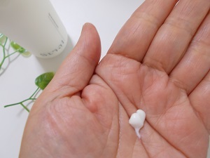 ラメラエッセンスヘアミルク/sunal/ヘアミルクを使ったクチコミ（2枚目）