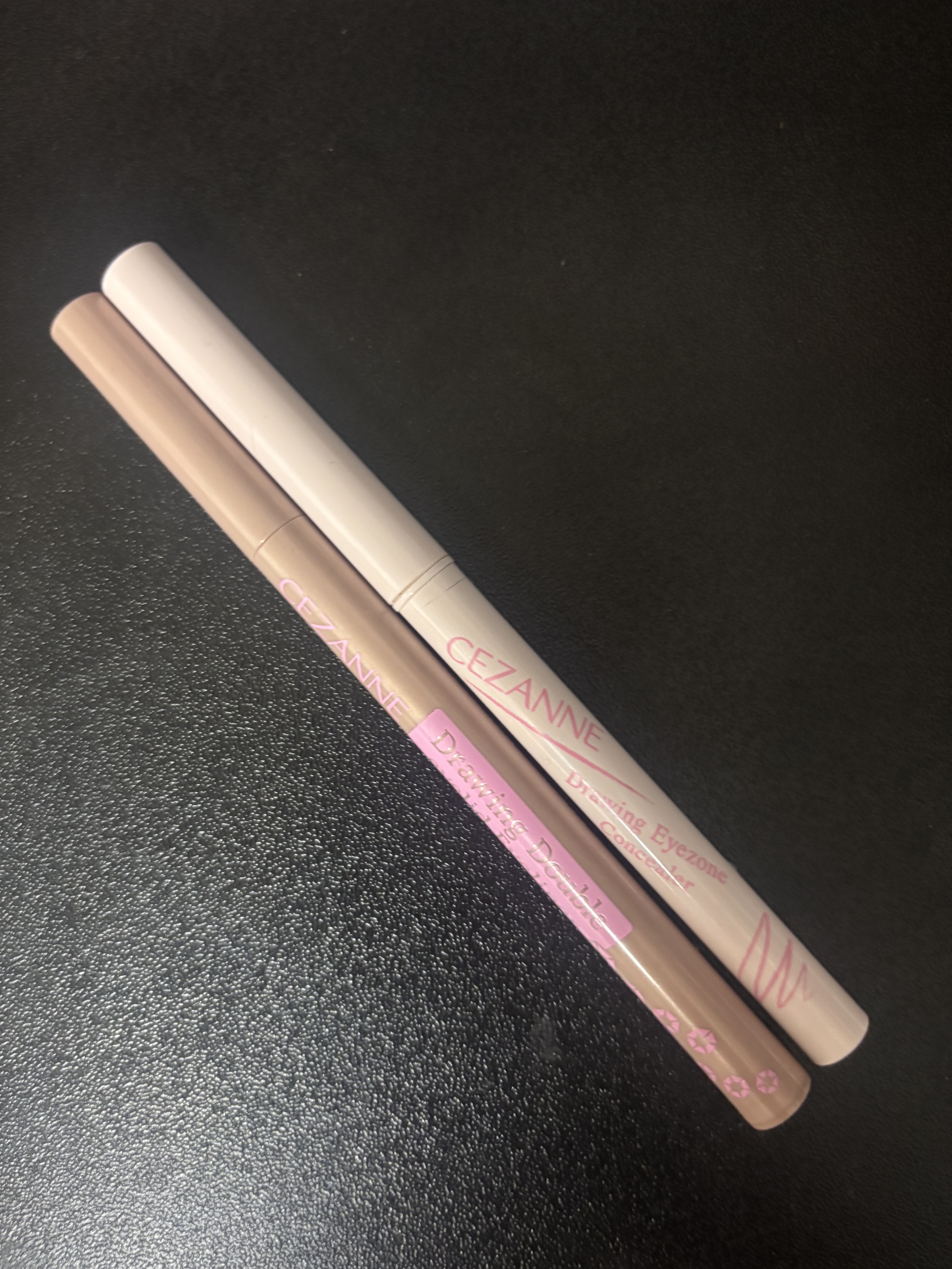 描くアイゾーンコンシーラー/CEZANNE/ペンシルコンシーラーを使ったクチコミ（1枚目）