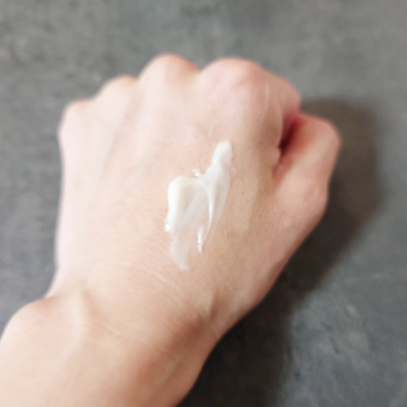 manganese on LIPS 「*アトバリア365ハイドロクリーム角質層にうるおいを与えるクリ..」(2枚目)