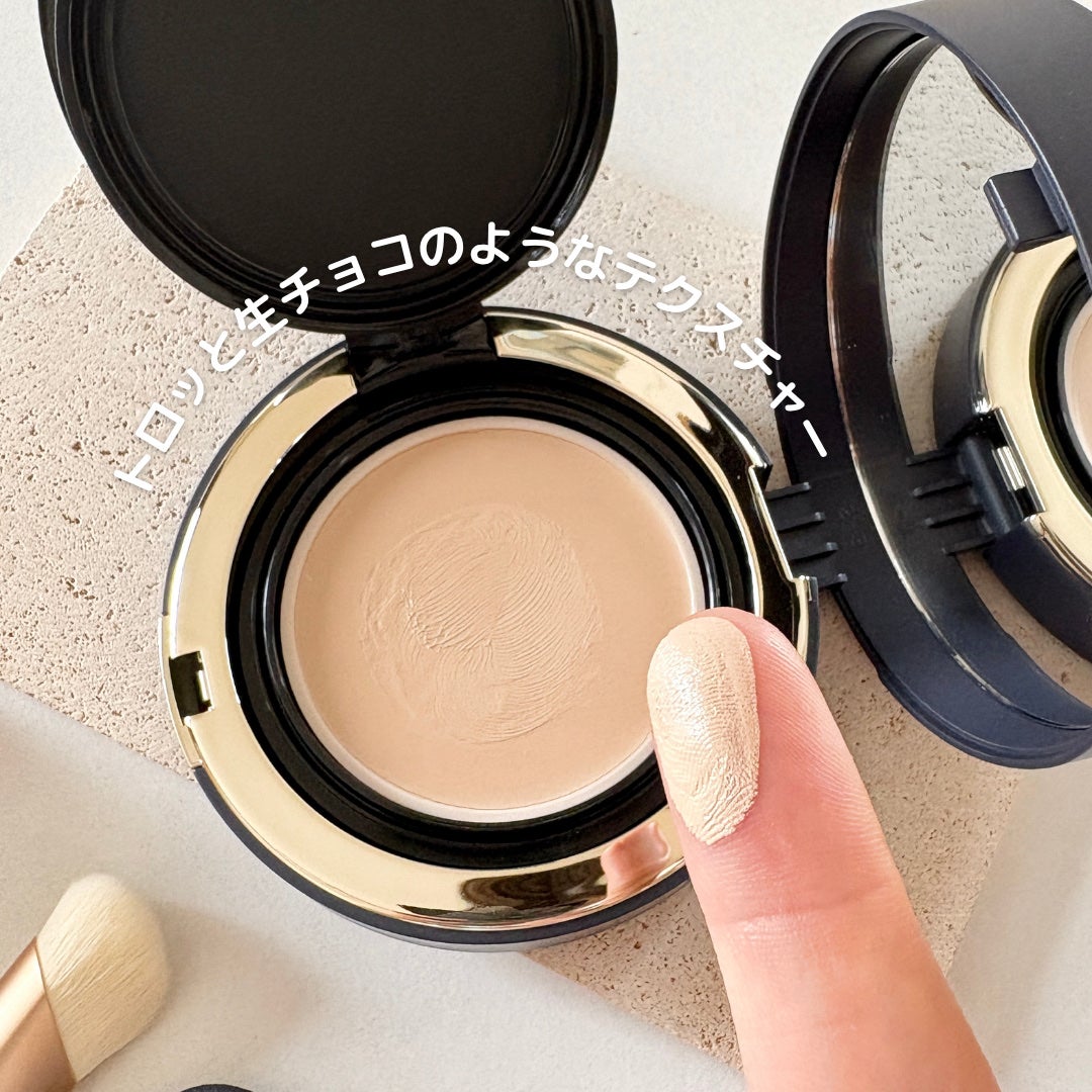 よっぴー on LIPS 「生チョコのようなとろけるファンデ🤍AGE20'S(@age20..」(2枚目)