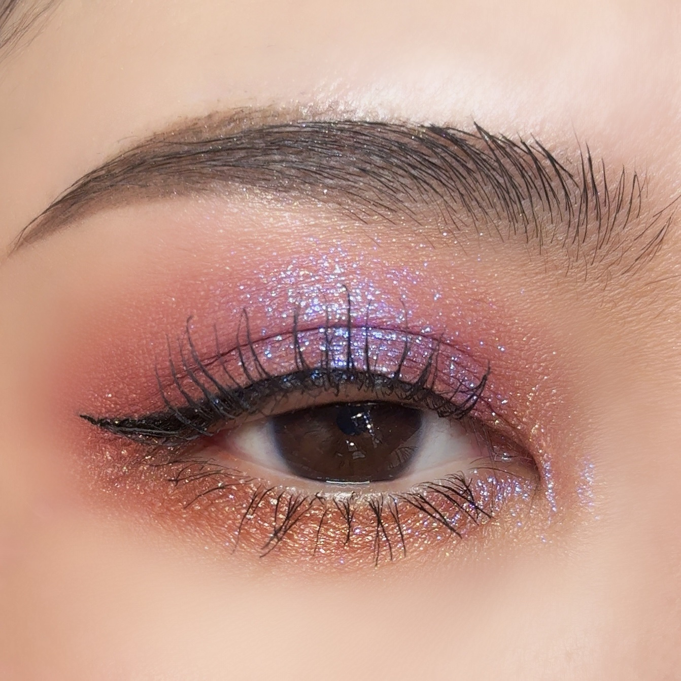 蝶影流光アイシャドウパレット/花西子/アイシャドウパレットを使ったクチコミ（3枚目）