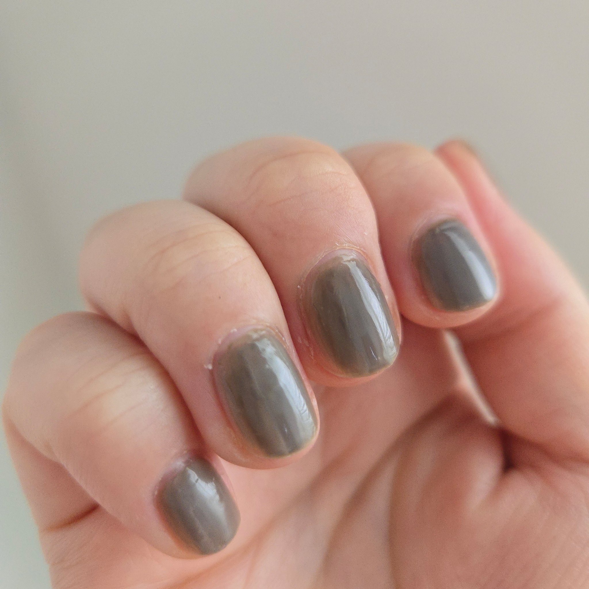 ヴェイル オリジナルネイルカラー AEKA/Vart/マニキュアを使ったクチコミ（3枚目）