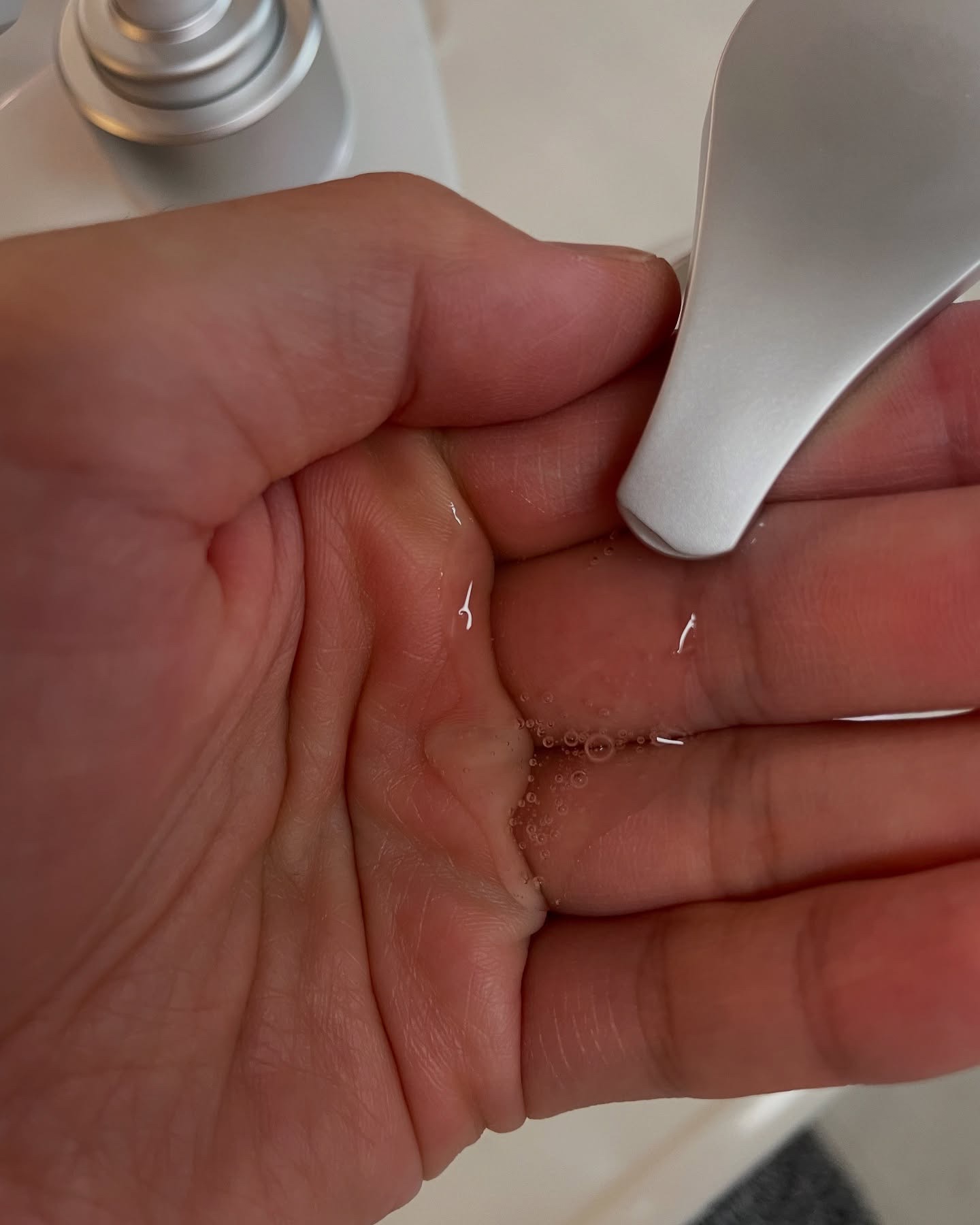 ストレートシャンプー/ストレートトリートメント ホワイトブロッサムの香り/Straine/市販シャンプーを使ったクチコミ（3枚目）