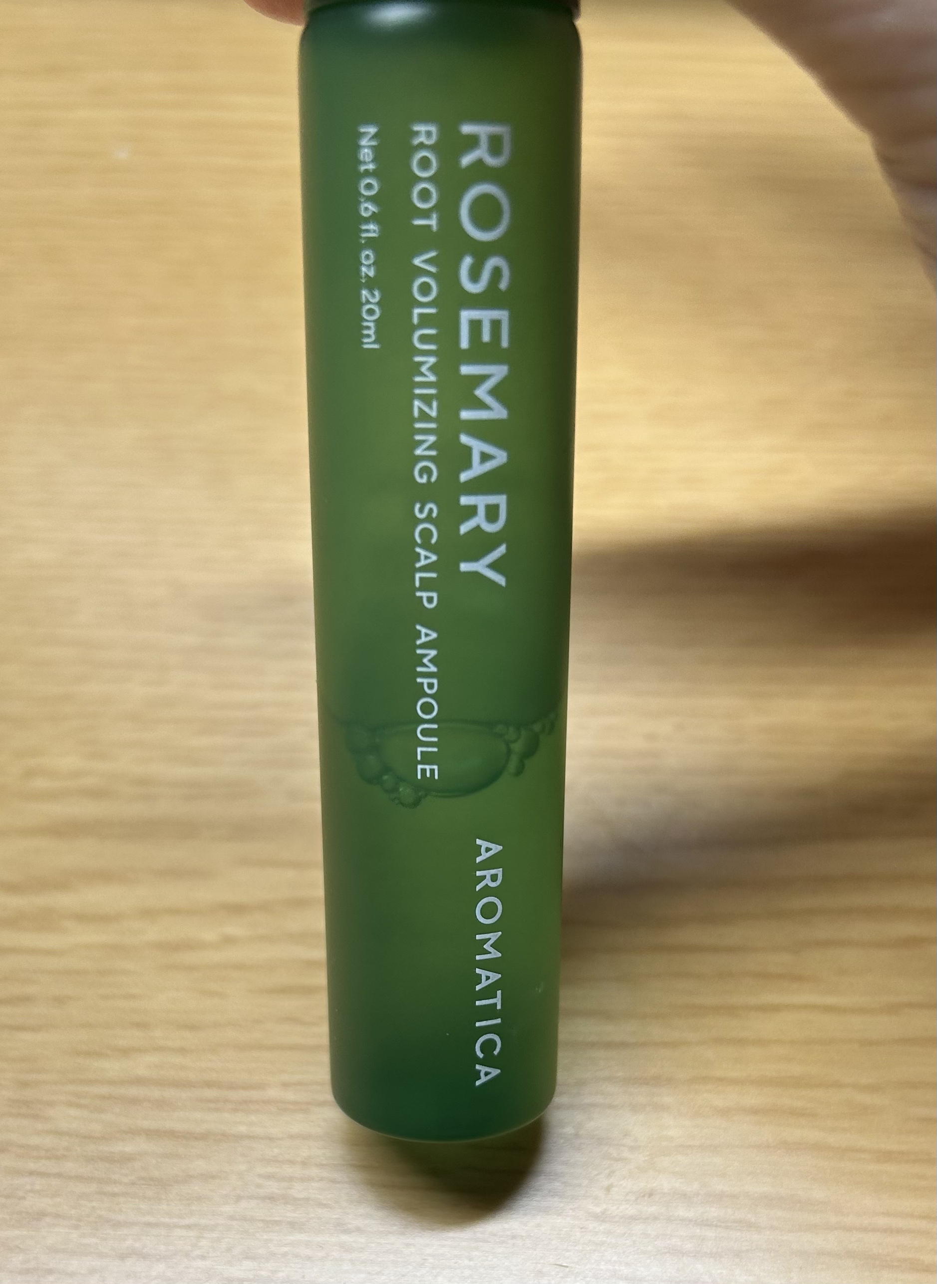 ローズマリールートバランジングスカルプアンプル/AROMATICA/頭皮トリートメントを使ったクチコミ（2枚目）