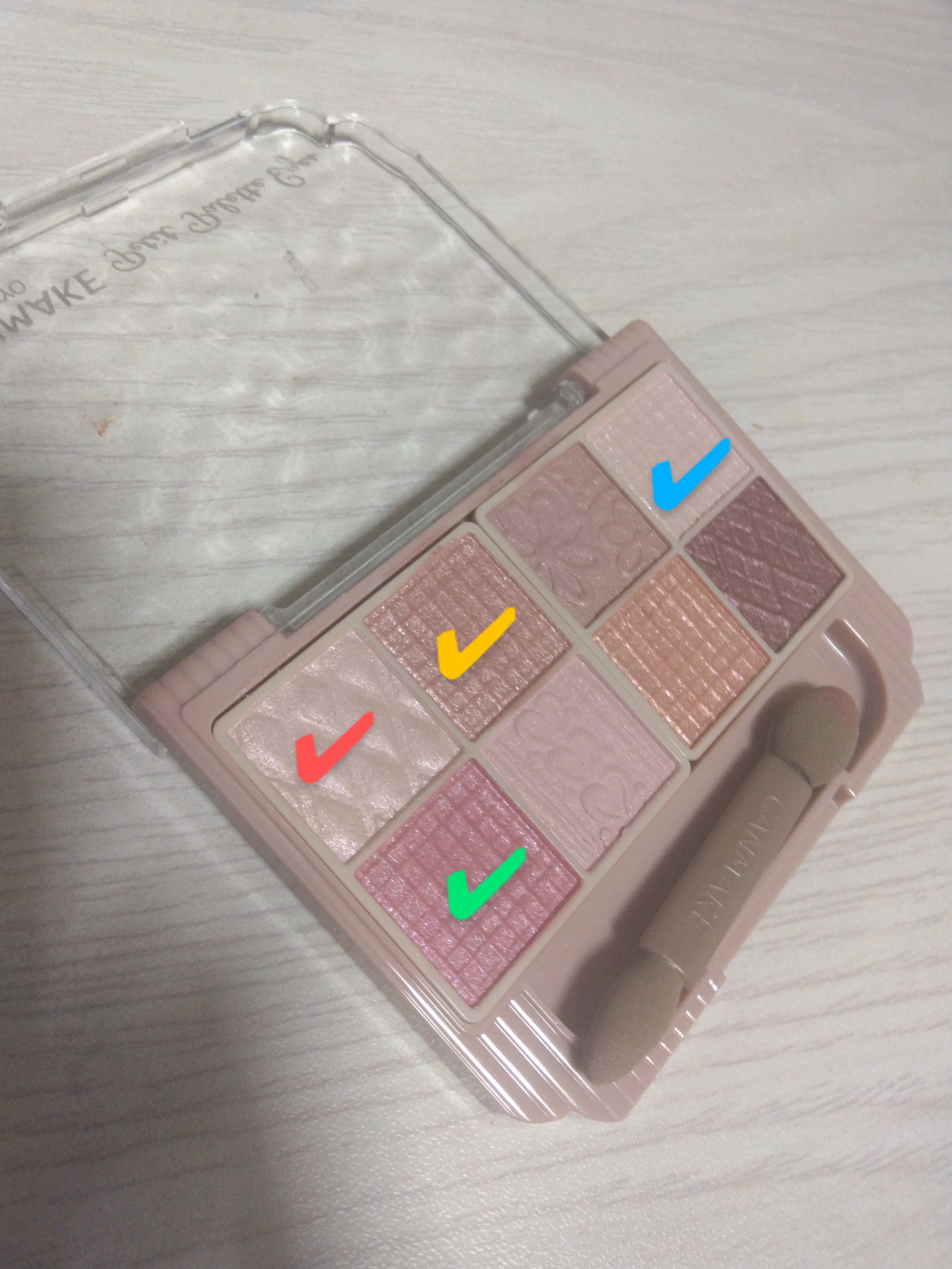 プティパレットアイズ/キャンメイク/パウダーアイシャドウを使ったクチコミ（2枚目）