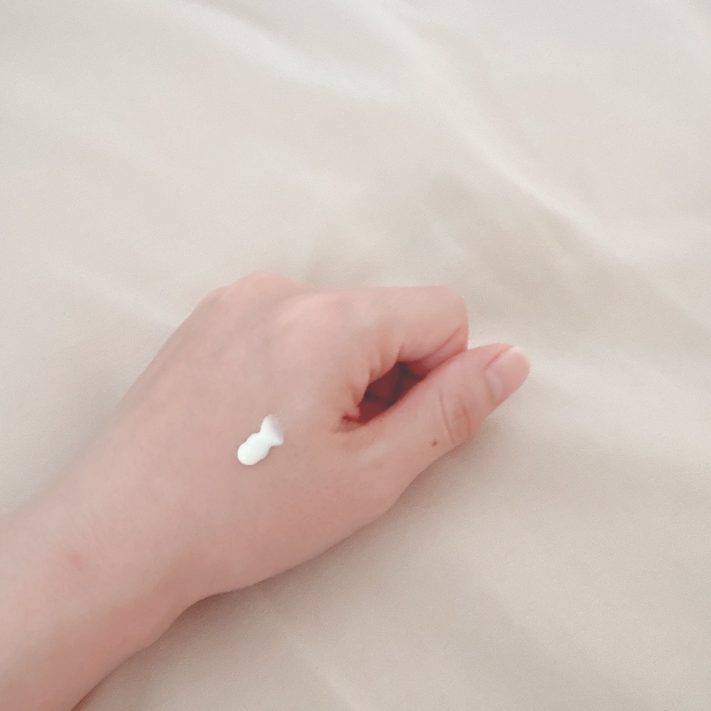 ビタカプセルエイジングケアサンクリーム/ダルバ/日焼け止め・UVケアを使ったクチコミ(2枚目)