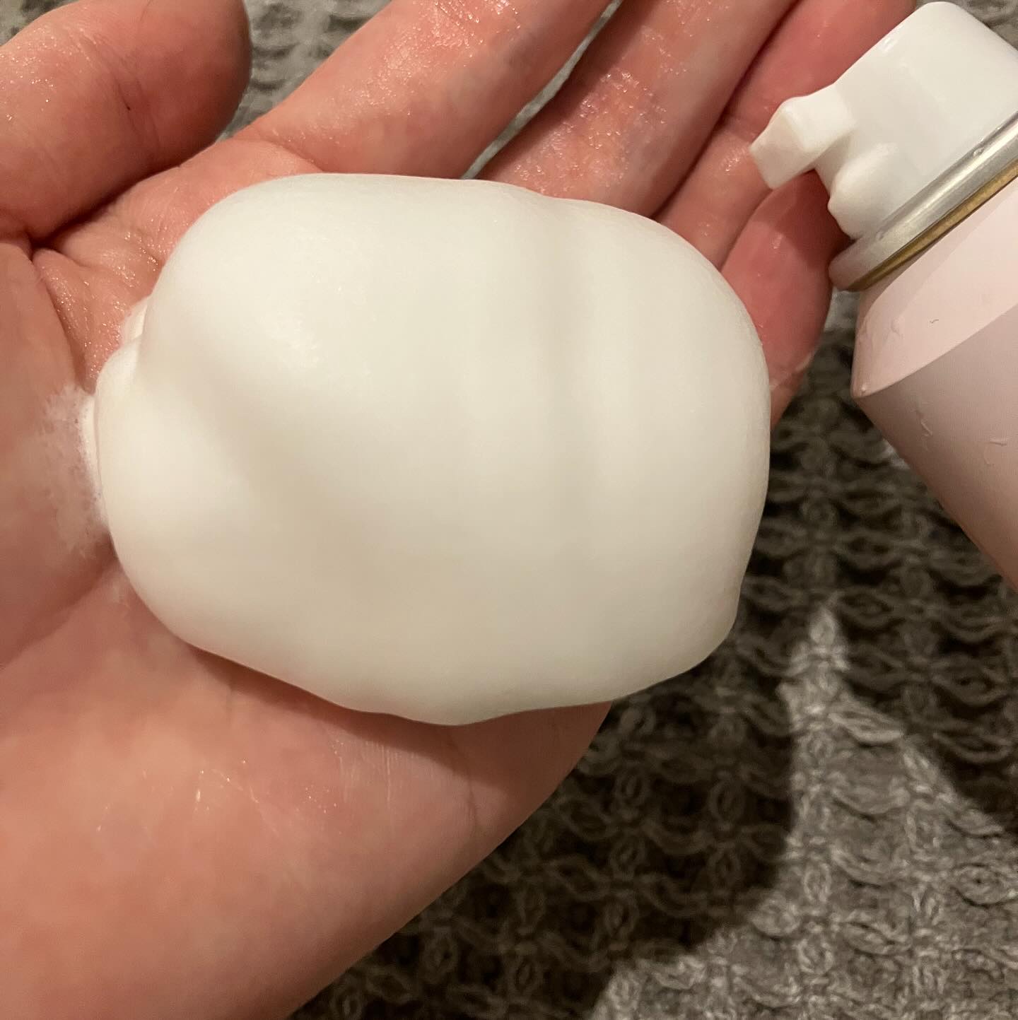 スパークリングホイップウォッシュ/FEMSIR/デリケートゾーンケアを使ったクチコミ（2枚目）