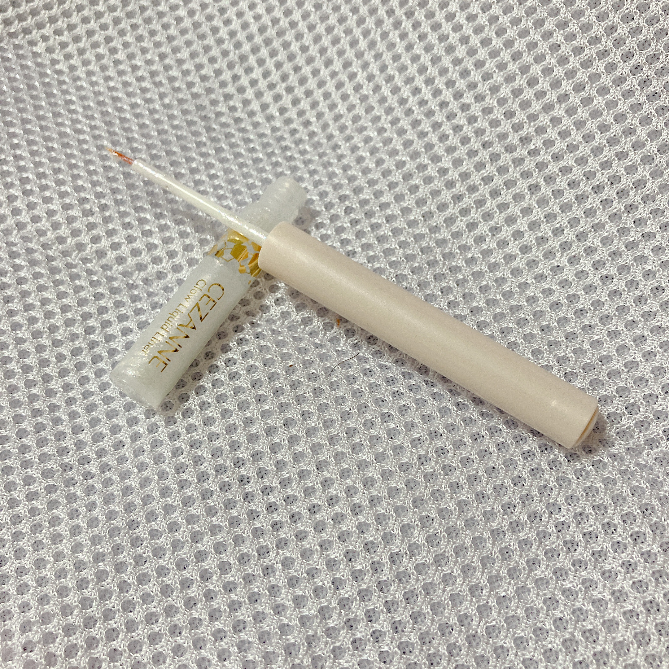 グロウリキッドライナー/CEZANNE/リキッドアイライナーを使ったクチコミ（1枚目）