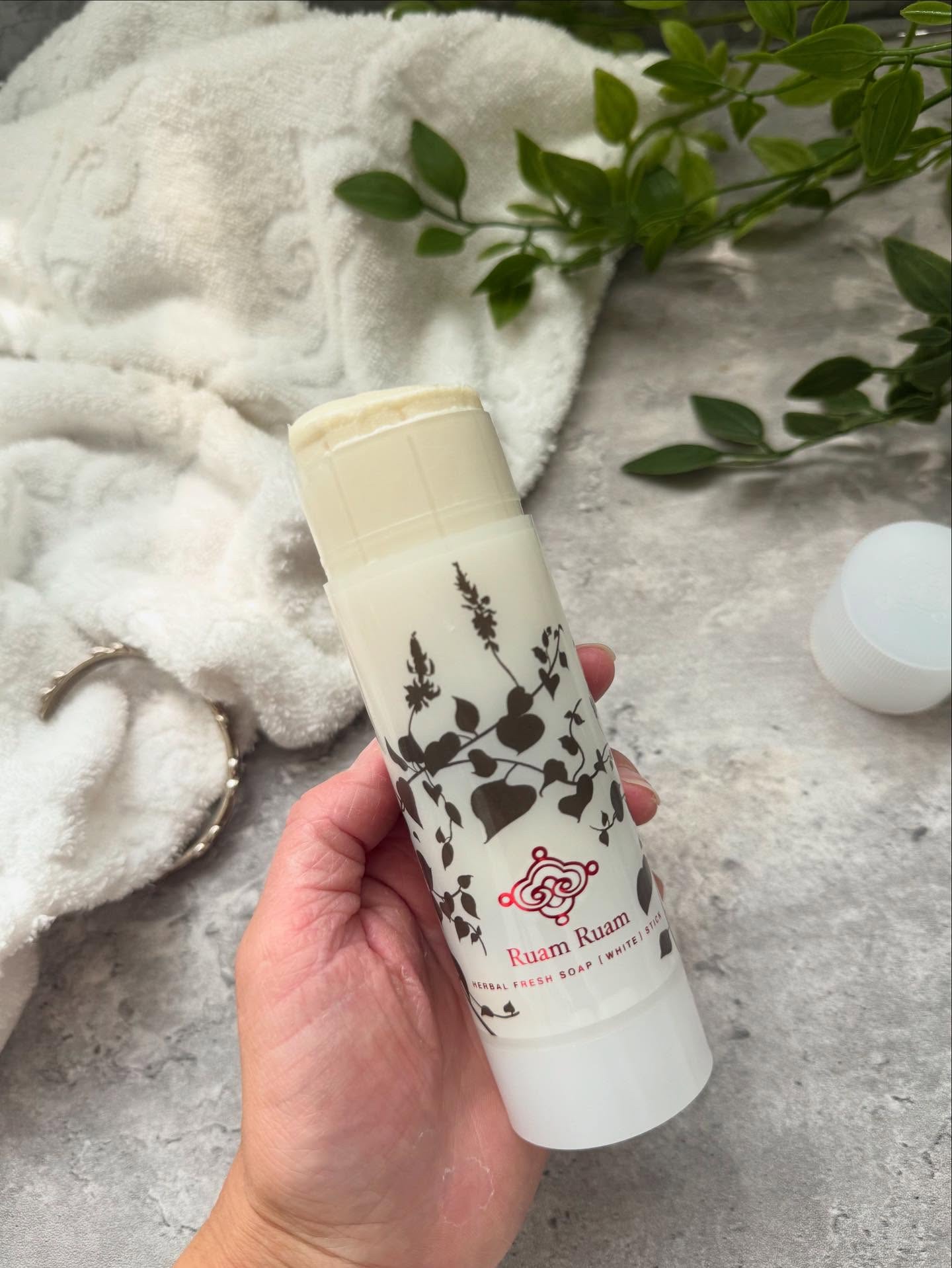 生せっけん スティック [ホワイト] オリジナル/Ruam Ruam/洗顔石鹸を使ったクチコミ（3枚目）