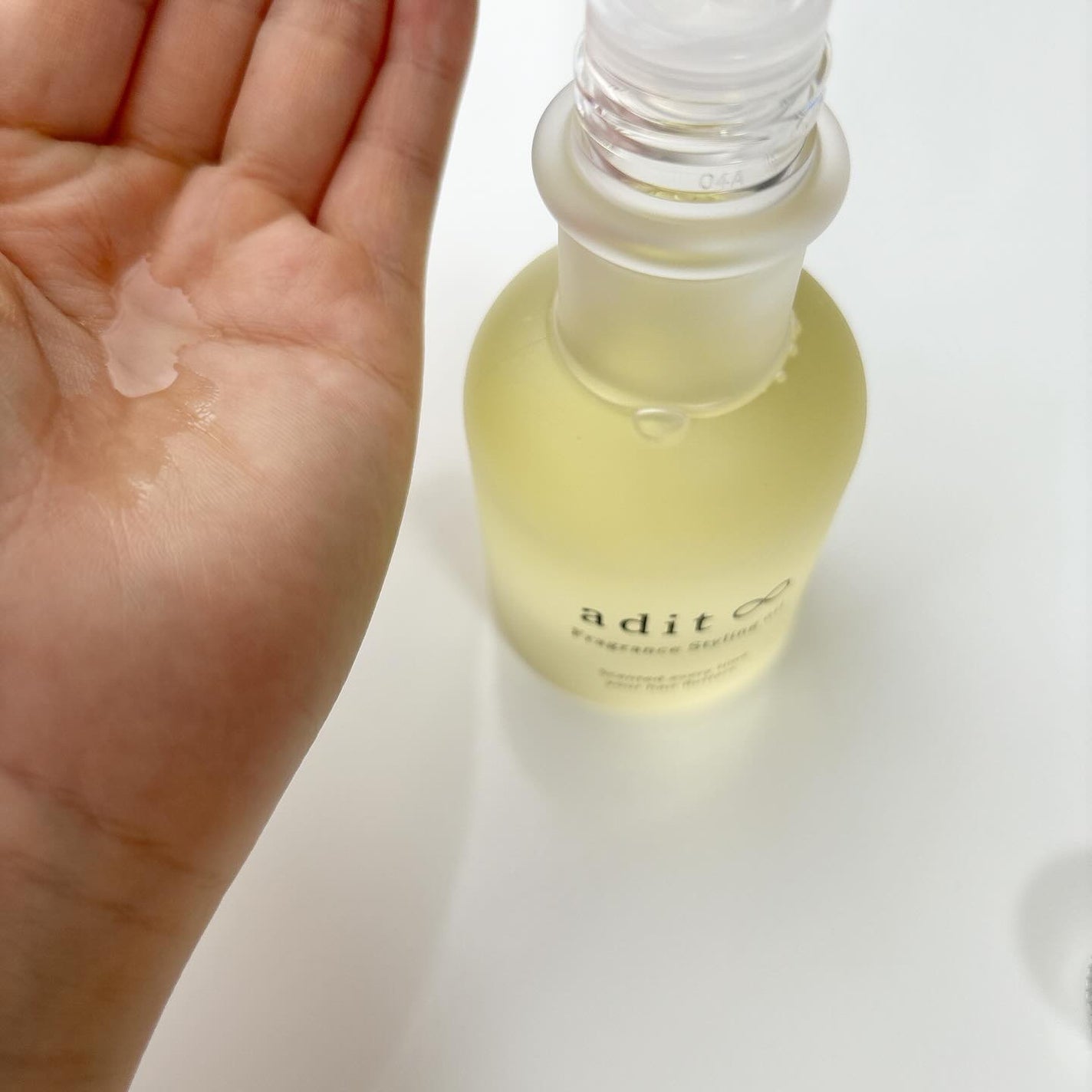 フレグランス スタイリングオイル/adit∞/ヘアオイルを使ったクチコミ(2枚目)