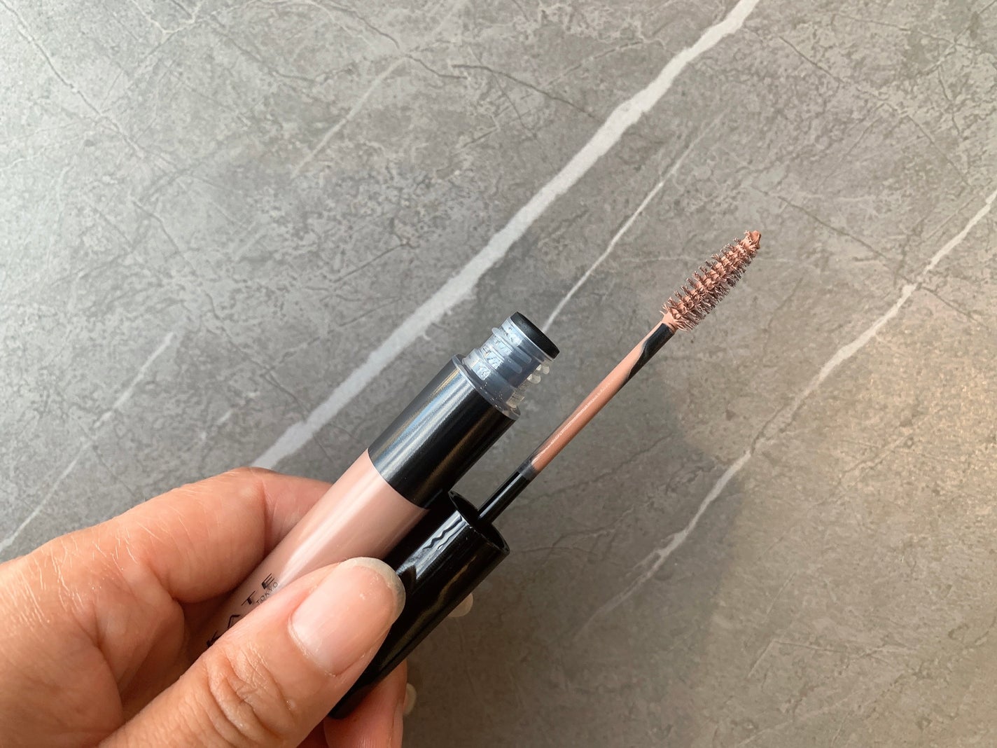 ケイト 3DアイブロウカラーZ/KATE/眉マスカラを使ったクチコミ(2枚目)