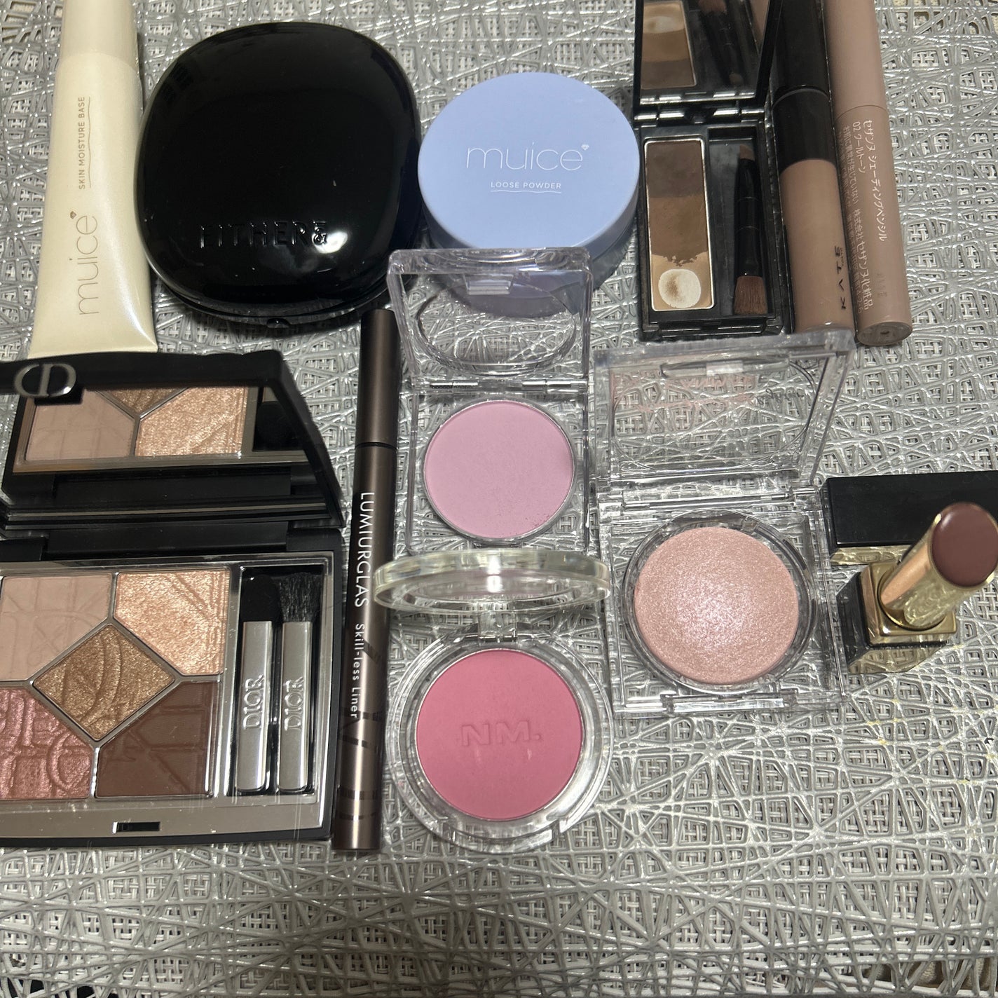 スキルレスライナー/LUMIURGLAS/リキッドアイライナーを使ったクチコミ(2枚目)