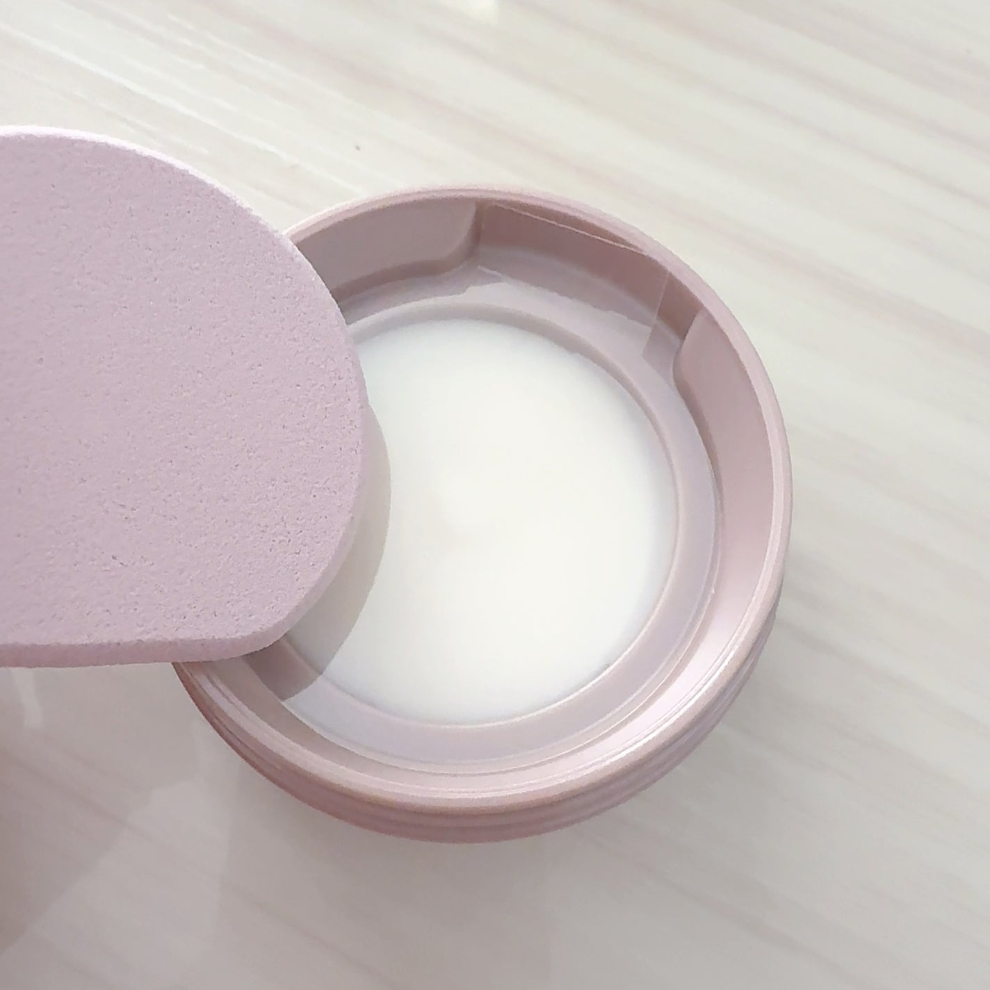 8x4 デオドラントパテ【医薬部外品】/8x4/デオドラント・制汗剤を使ったクチコミ(2枚目)