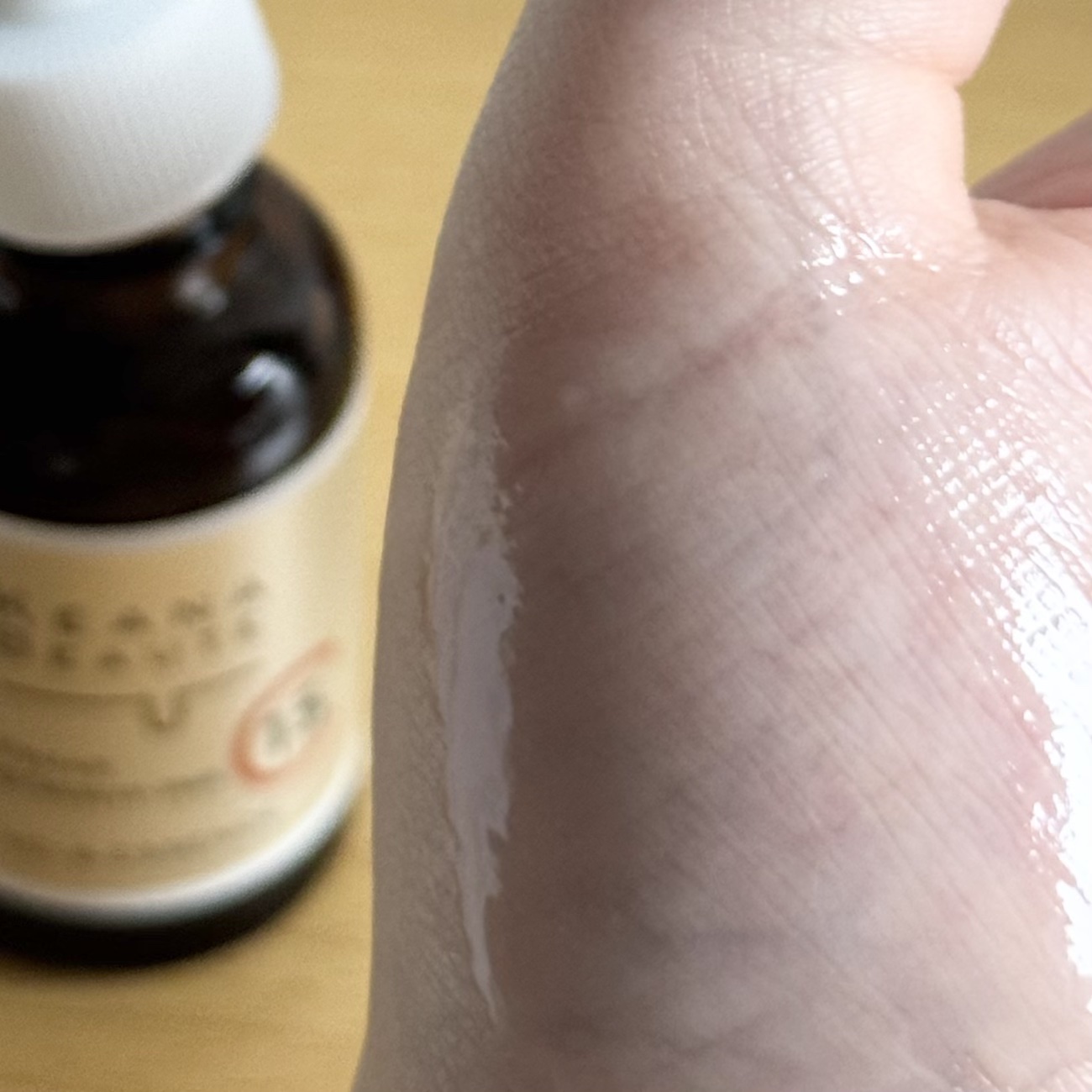 VC15特濃美容液/ケアナボーテ/美容液を使ったクチコミ（3枚目）