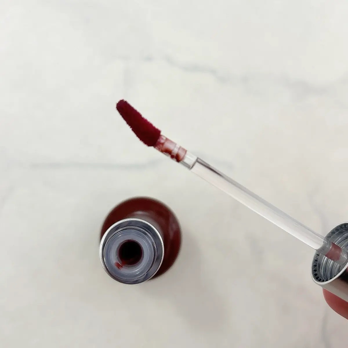 ドットオンムードワンウェイグロイティント 12 ミッドナイトリップス/Heart Percent/リップティントを使ったクチコミ（2枚目）