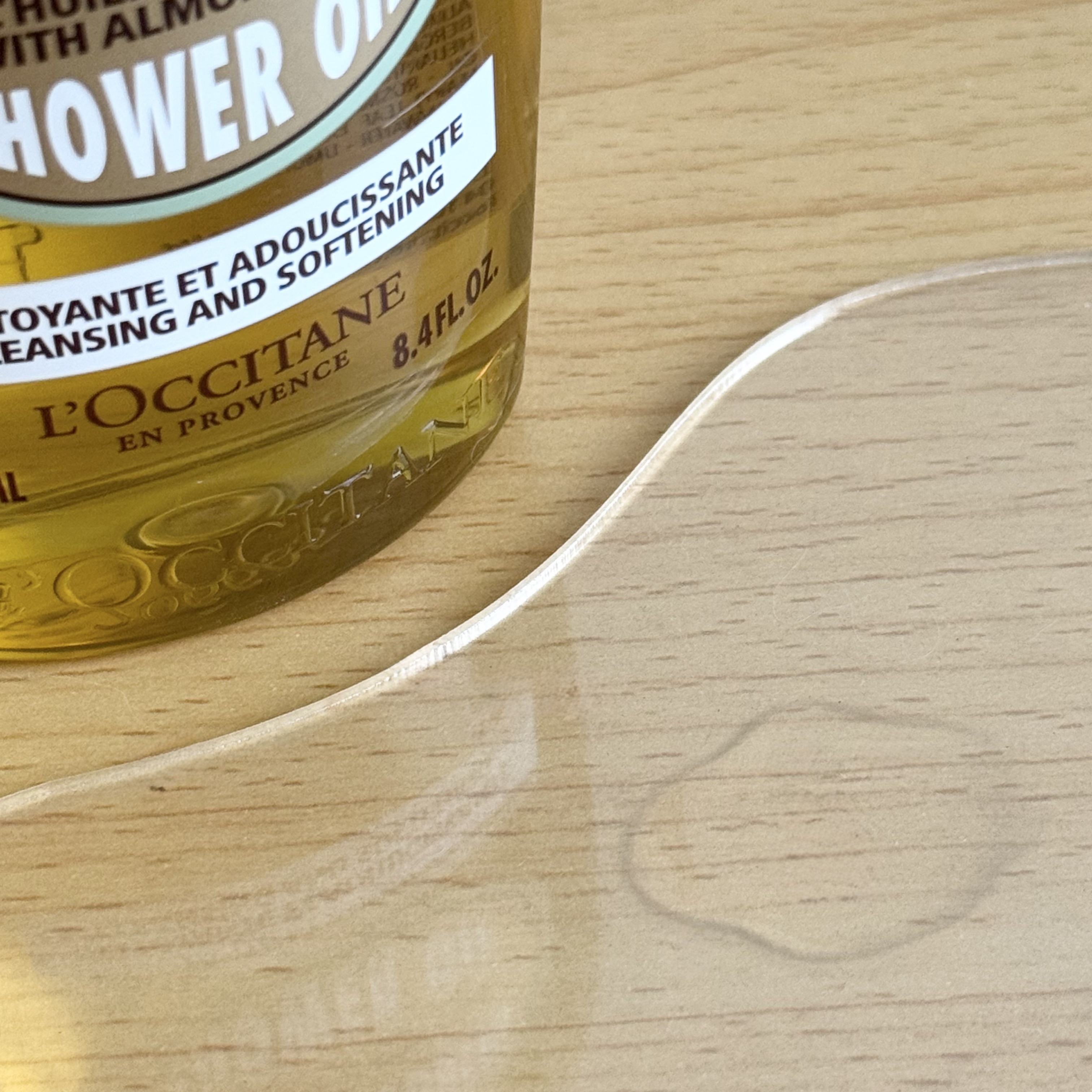 アーモンド モイスチャライジングシャワーオイル/L'OCCITANE/ボディソープを使ったクチコミ（2枚目）